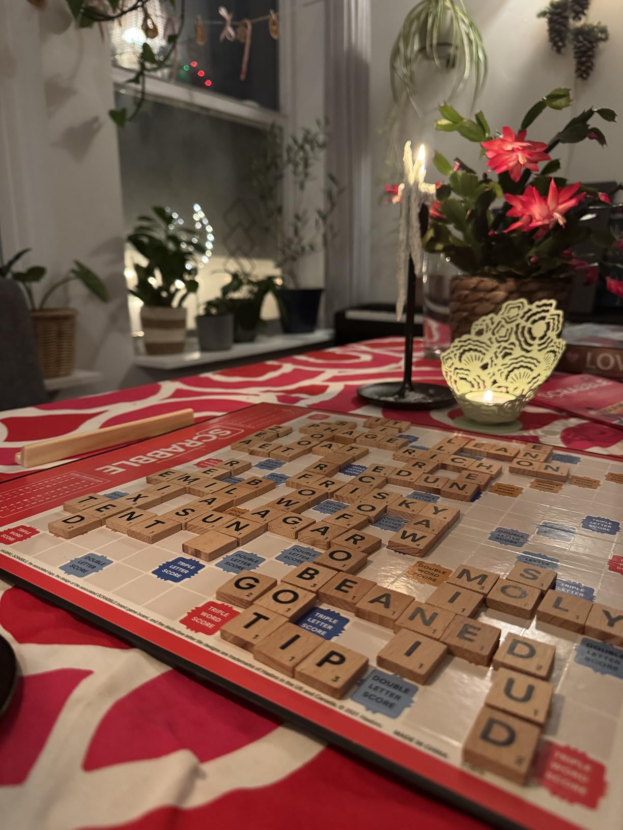Hasbro Gaming Scrabble Board Game, Classic Word Games for Kids Ages 8 and Up, Fun Family Game for 2-4 Players, The Classic Crossword Game customer photo 1
