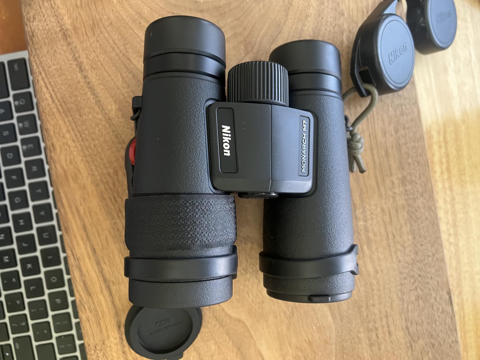 Nikon Monarch M7 10x42 Binoculars | Official Nikon USA Model | Wide field of view, locking diopter, waterproof, fogproof, ED glass, oil & water repellent coating customer photo 1