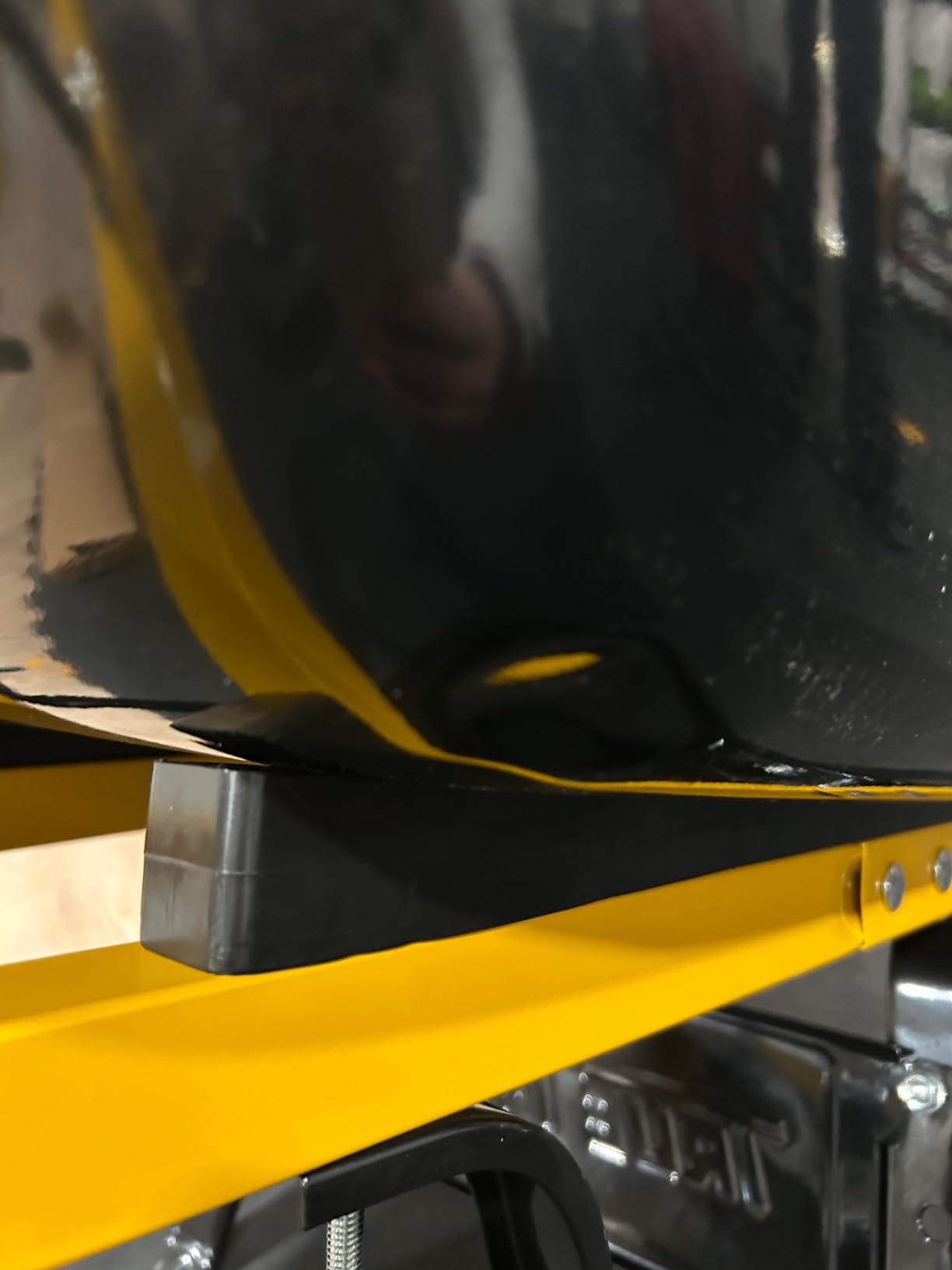 True Temper Steel Wheelbarrow with Never Flat Tire & Steel Handles, 6 Cu. Ft customer photo 2
