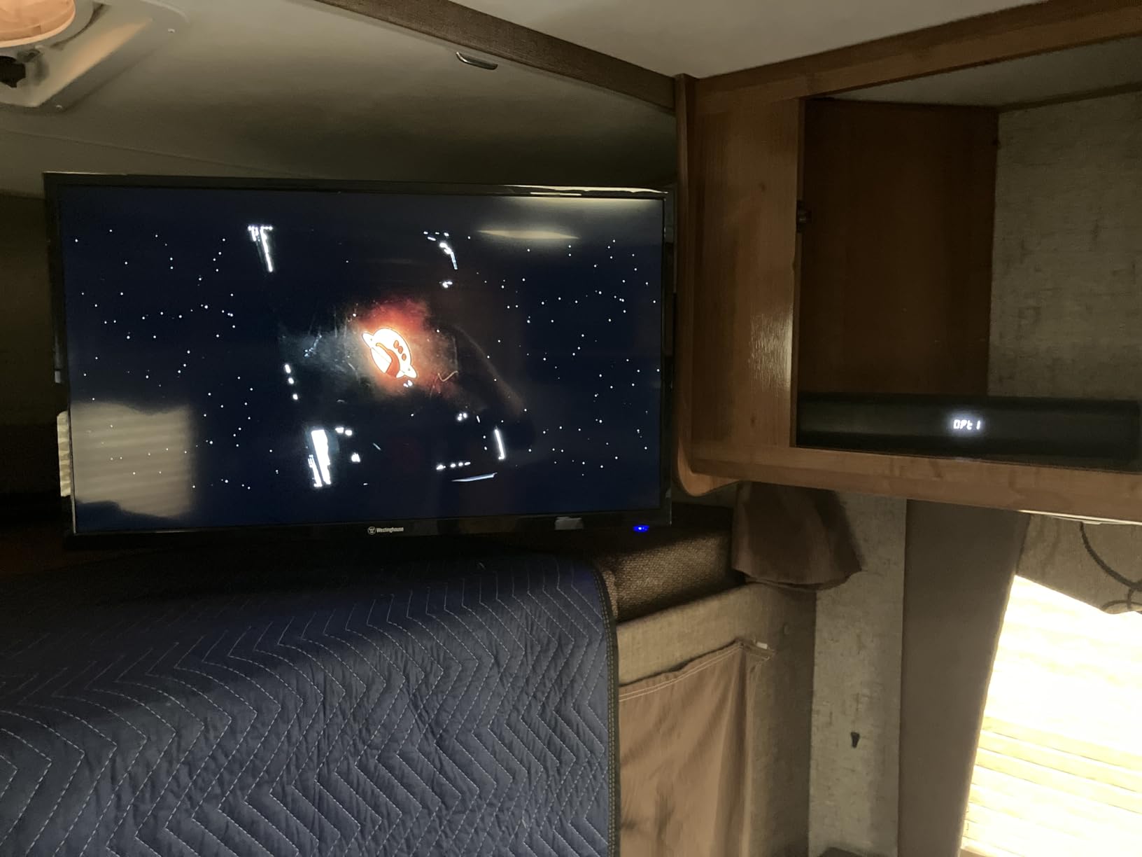 Westinghouse 32 Inch TV with DVD Player Built in, HD LED Small Flat Screen Non-Smart Television DVD Combo, RV Camper, Works w/Fire Stick, Roku, Apple TV, TiVo, Xumo, & Streaming Devices (2026 Model) customer photo 2