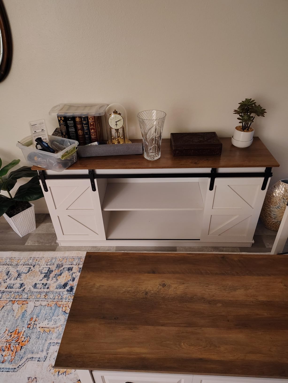 JUMMICO TV Stand for 65 Inch TV, Entertainment Center with Storage Cabinets and Sliding Barn Doors, Mid Century Modern Media TV Console Table for Living Room Bedroom (Bright White) customer photo 2