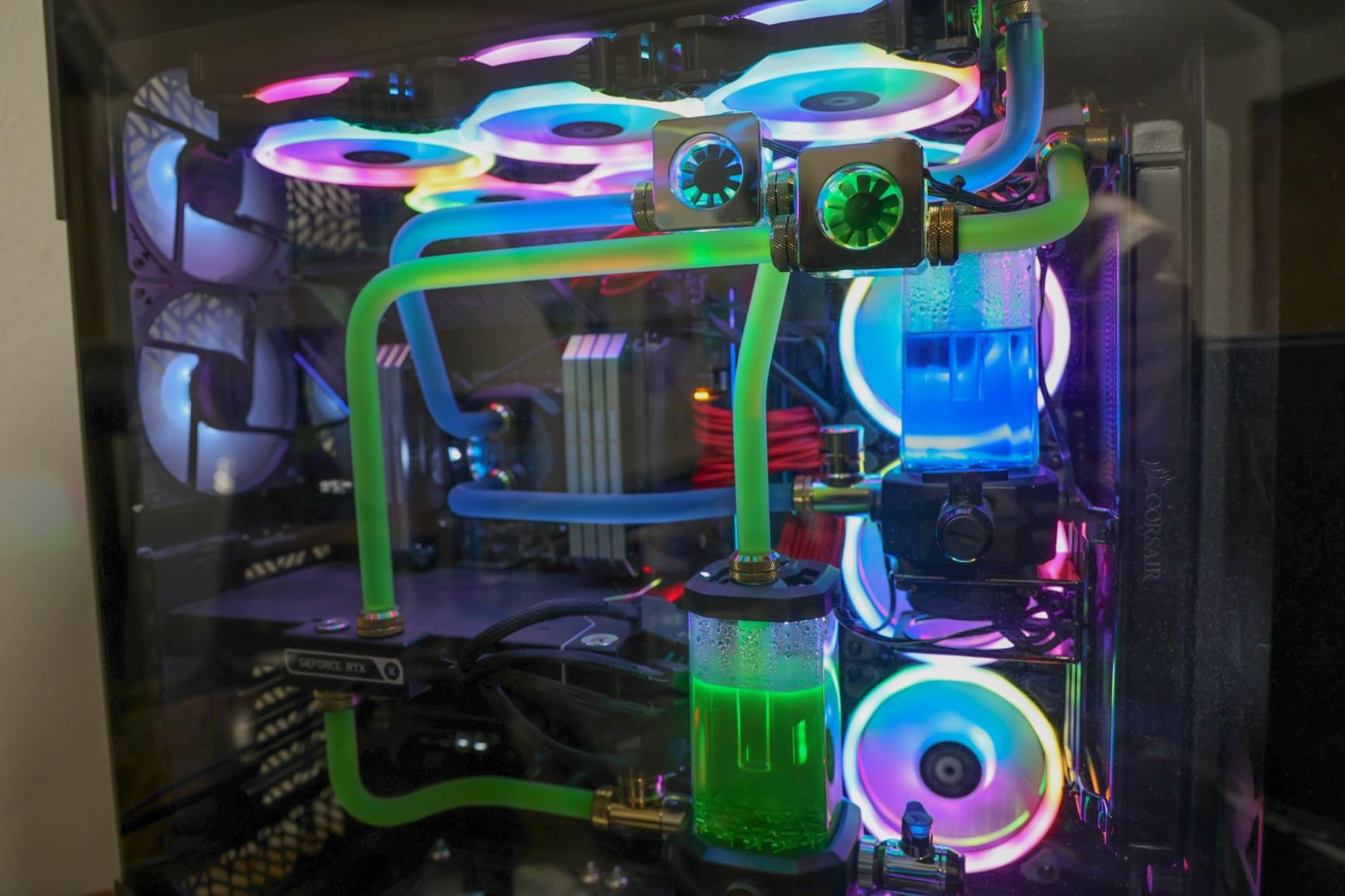 Cooler Master HAF 700 EVO E-ATX High Airflow PC Case, IRIS Customizable LCD, Breathable TG Front Panel, 200mm Sickleflow Fans, 1 x USB 3.2 gen 2 Type C, 4 x USB 3.2 gen 1 (3.0) (H700E-IGNN-S00) customer photo 1