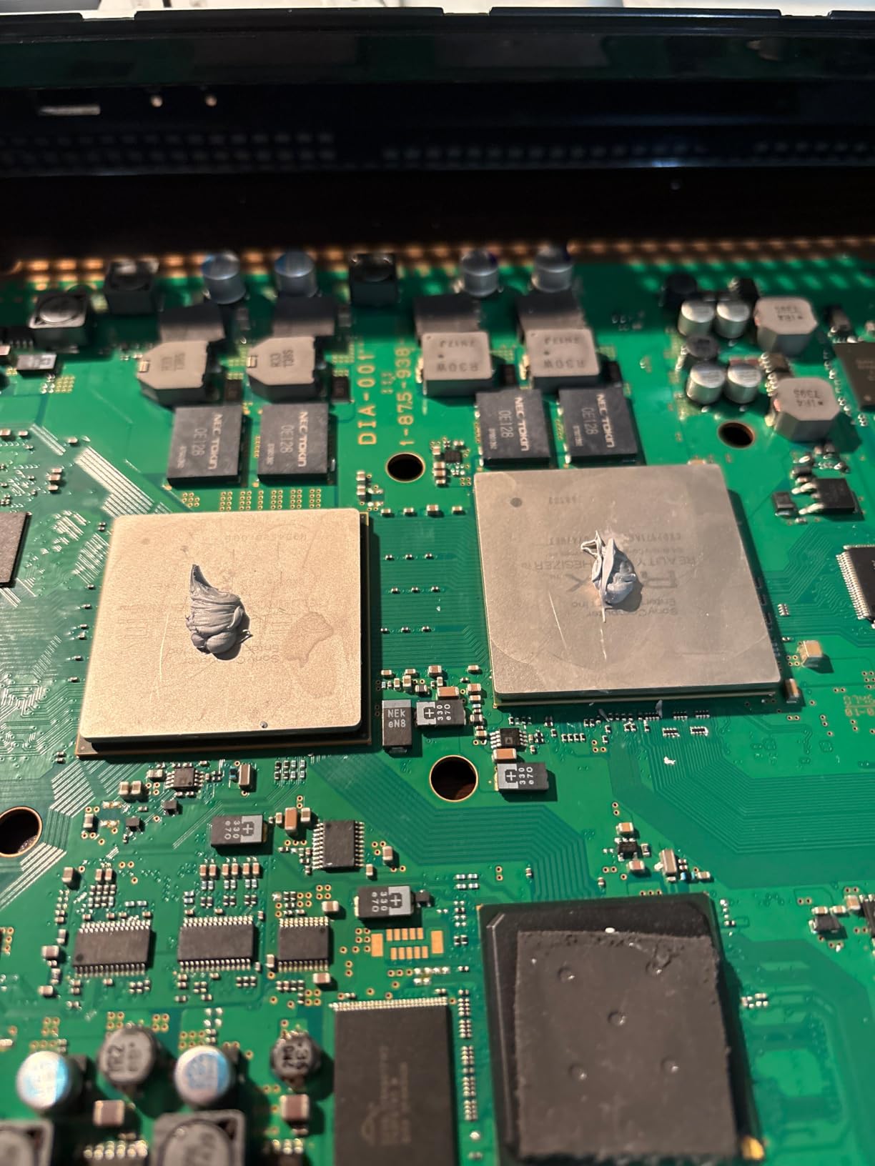 ARCTIC MX-6 (8 g) - Ultimate Performance Thermal Paste for CPU, Consoles, Graphics Cards, laptops customer photo 2