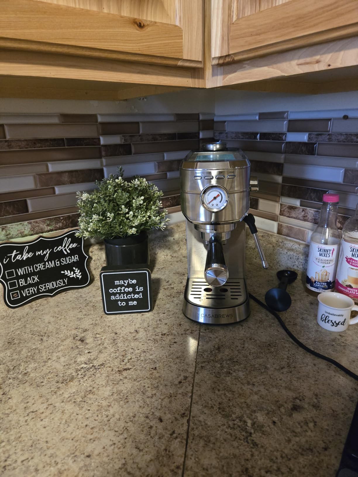 CASABREWS CM5418 Compact Espresso Machine with Milk Frothing Steam Wand | Stainless Steel, 20-Bar Pump, Built-in Pressure Gauge, Powerful Steam Wand for Cappuccino Latte for Home, 34oz Water Tank customer photo 2