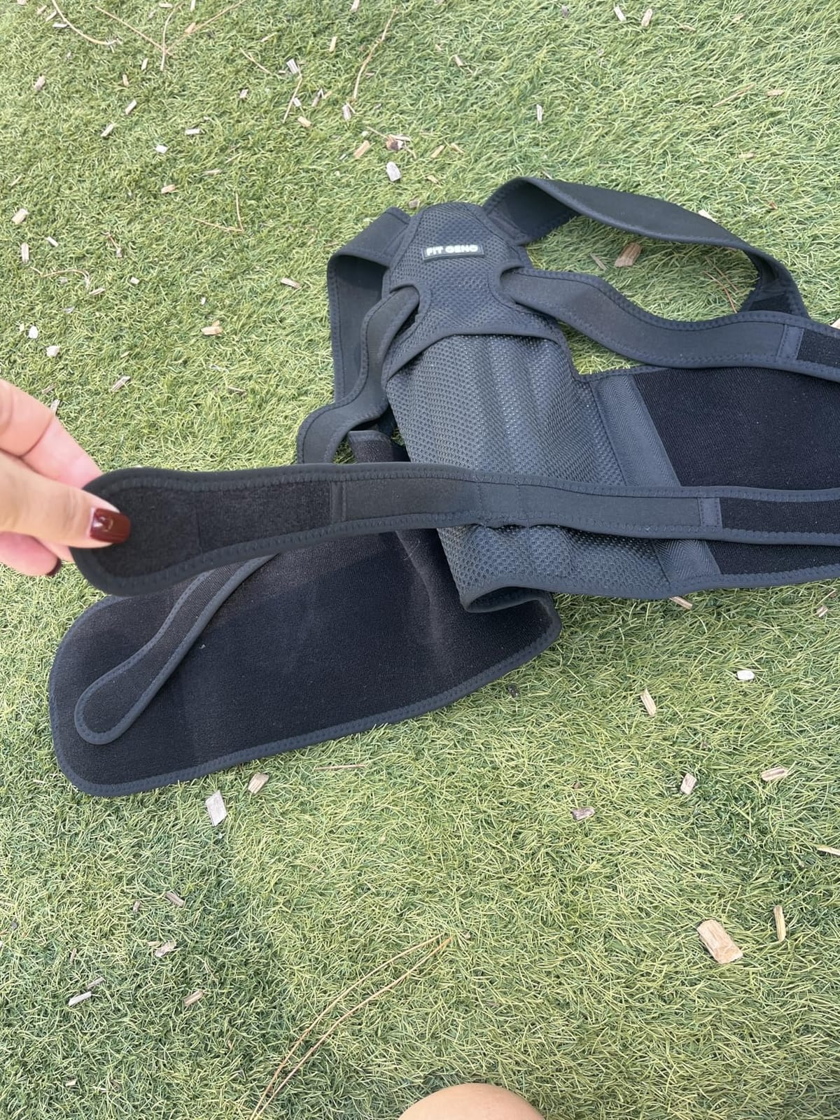 Fit Geno Back Brace Posture Corrector for Women and Men, Shoulder Straightener, Adjustable Full Back Support, Upper and Lower Back Pain Relief - Scoliosis, Hunchback, Hump, Thoracic, Spine Corrector customer photo 2