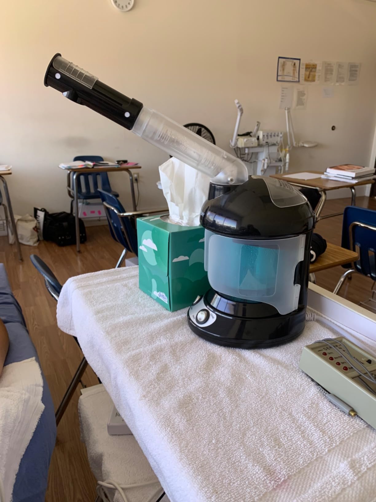 DENFANY Facial Steamer with Ozone Extendable 360 Arm - for Home or Salon | Deep Hydration, Skin Refresh, Adjustable Mist Angle, 300ml Tank, Easy to Clean, Use Sitting or Lying Down customer photo 1