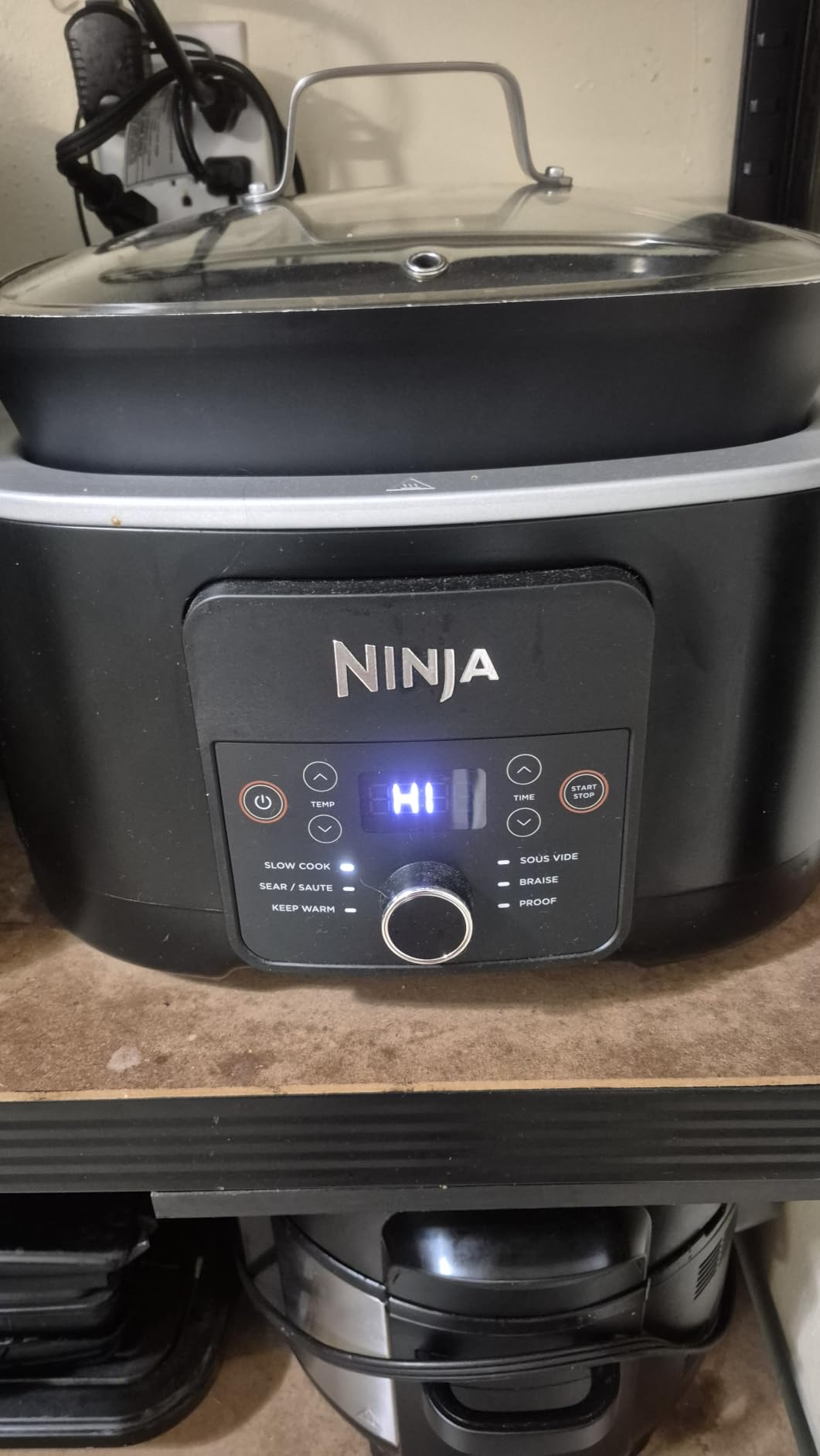 Ninja 14-in-1 PossibleCooker PRO | 8.5qt, Sous Vide, Proof, Bake, & Steam Multicooker | Slow Cooker, Dutch Oven | Glass Lid & Integrated Spoon | Nonstick, Oven Safe Pot 500°F | Sea Salt Gray | MC1001 customer photo 1