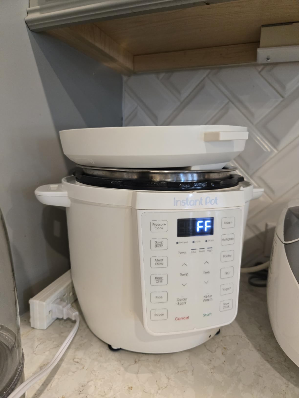 6QT RIO 7-in-1 Multi-Cooker, Pressure Cooker, Slow Cook, Saute, Steam, Rice Maker, Yogurt, & Warmer, Black, 6 Quarts customer photo 2
