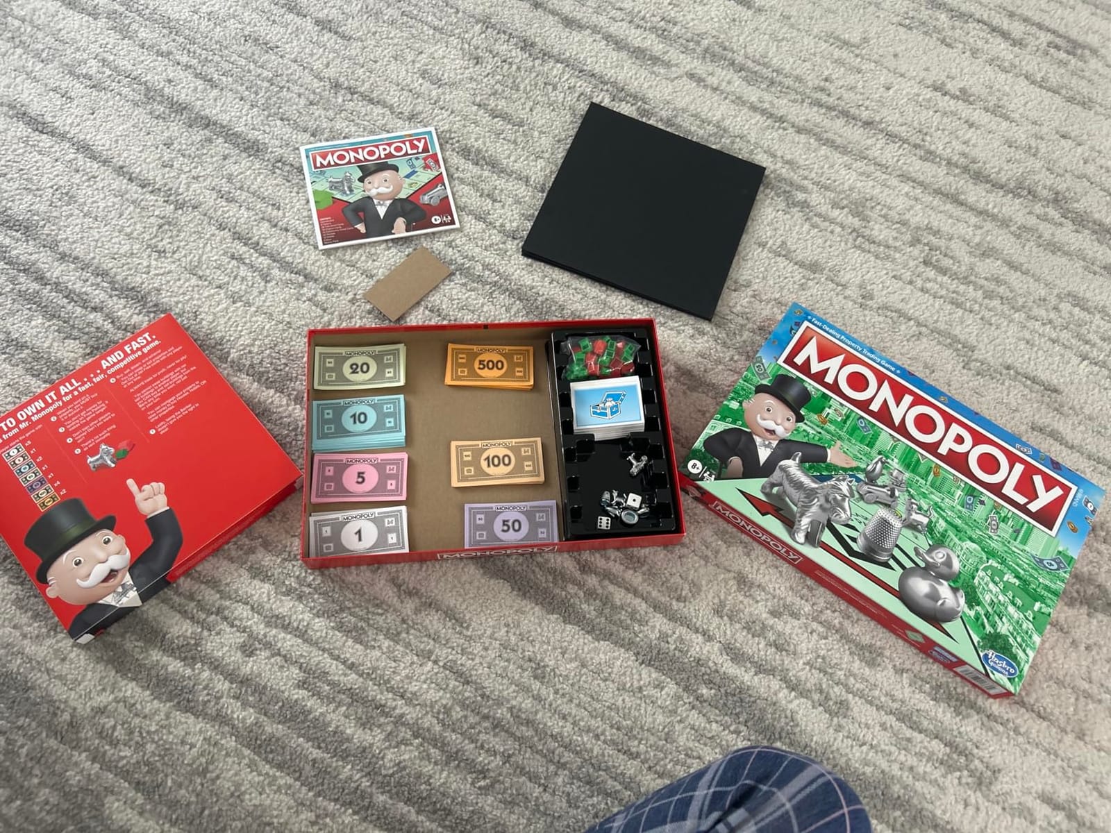 Monopoly Game, Family Board Games for 2 to 6 Players & Kids Ages 8 and Up, Includes 8 Tokens (Token Vote Edition) customer photo 2
