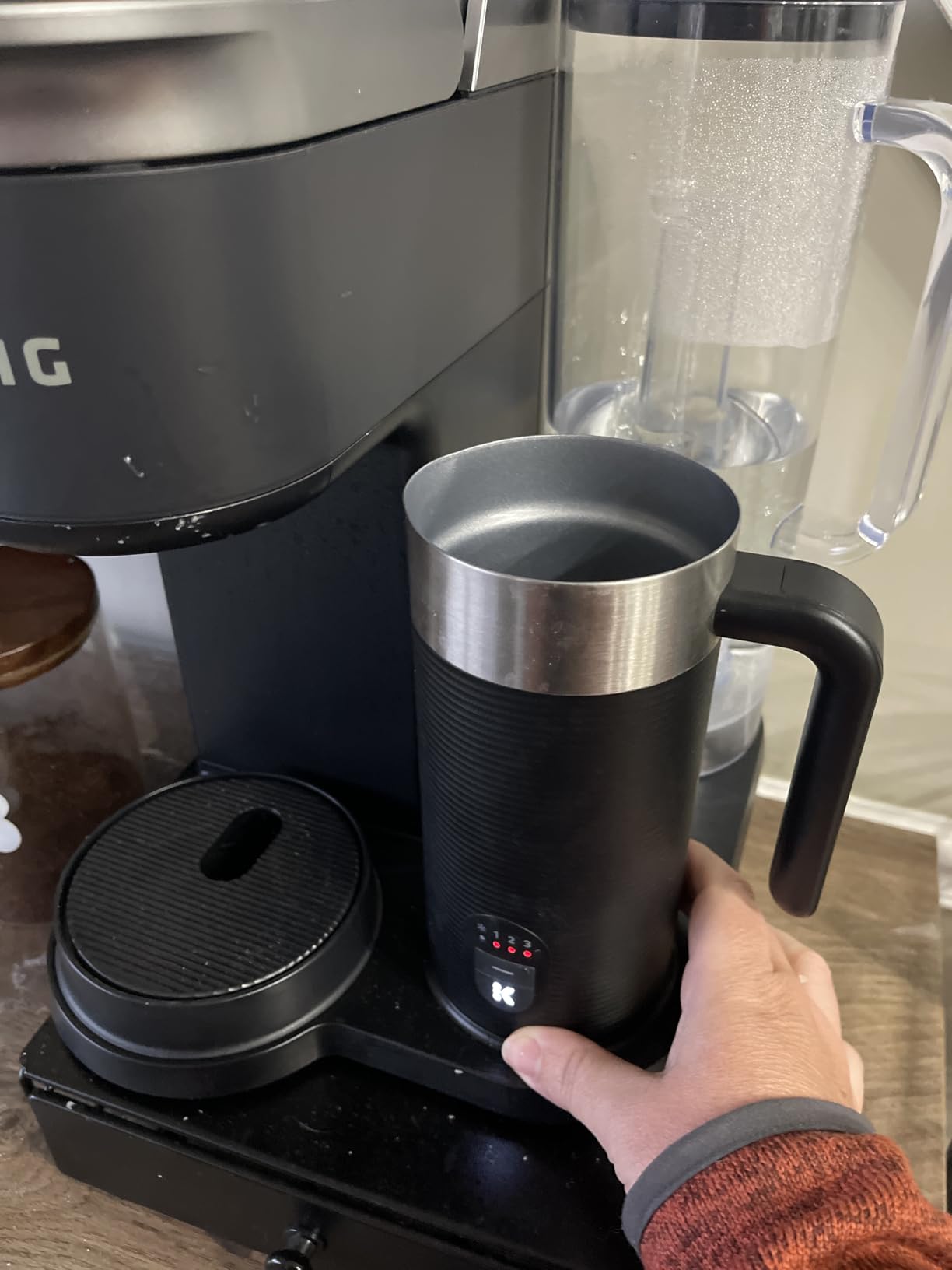 Keurig K-Cafe SMART Single Serve Coffee Maker with WiFi Compatibility, Latte and Cappuccino Machine with Built-In Frother, 6 Brew Sizes, Black customer photo 1