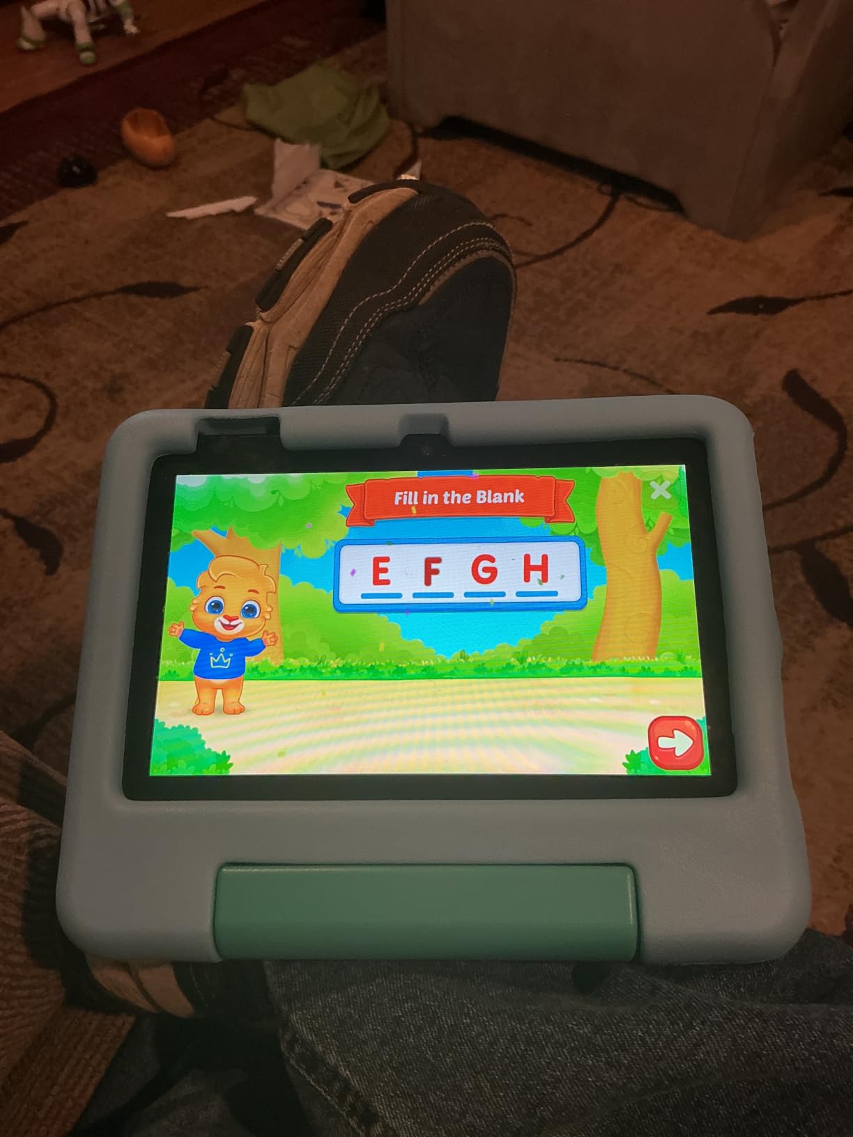 Amazon Fire 7 Kids tablet (newest model) ages 3-7, 16 GB, Purple customer photo 2
