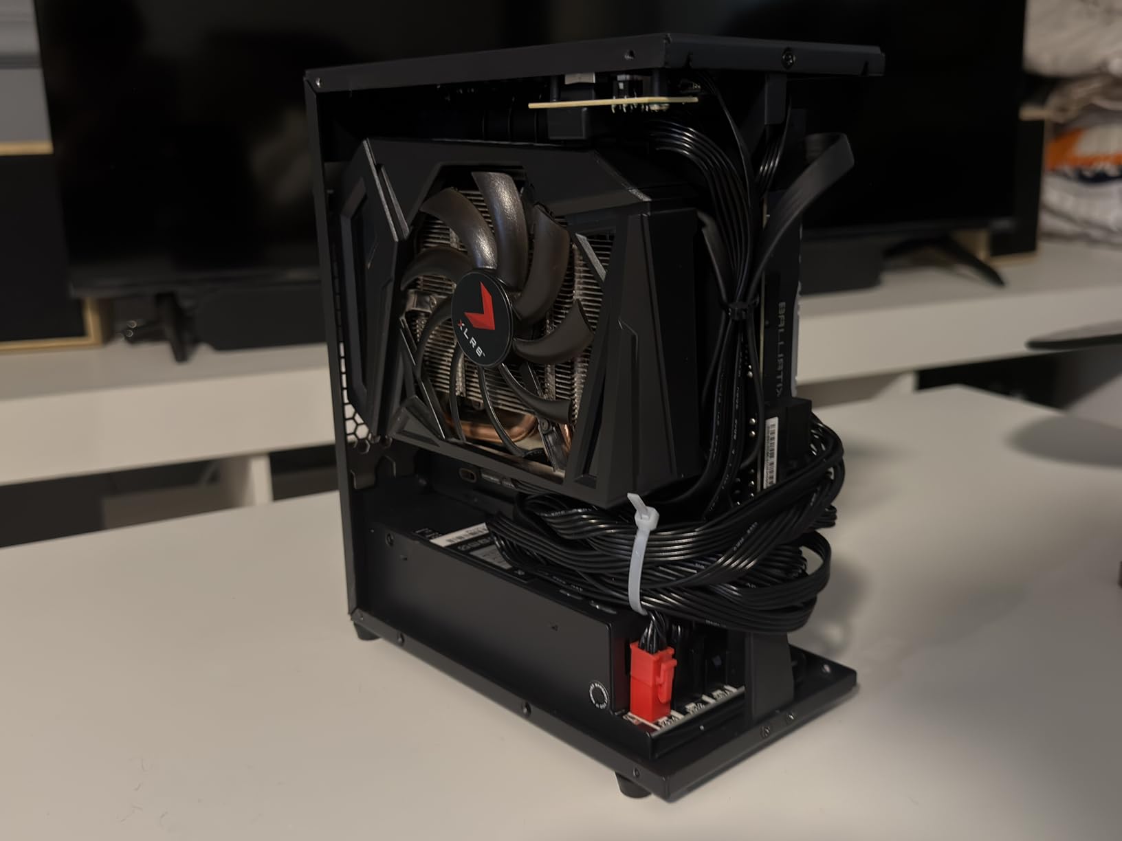 Aluminum Mini ITX Case with PCIe 3.0 Riser, JOYJOM Mini PC Case, SFF Small Form Factor PC Case, TX Computer Gaming Case Supports GPU Graphics Card (Black) customer photo 1