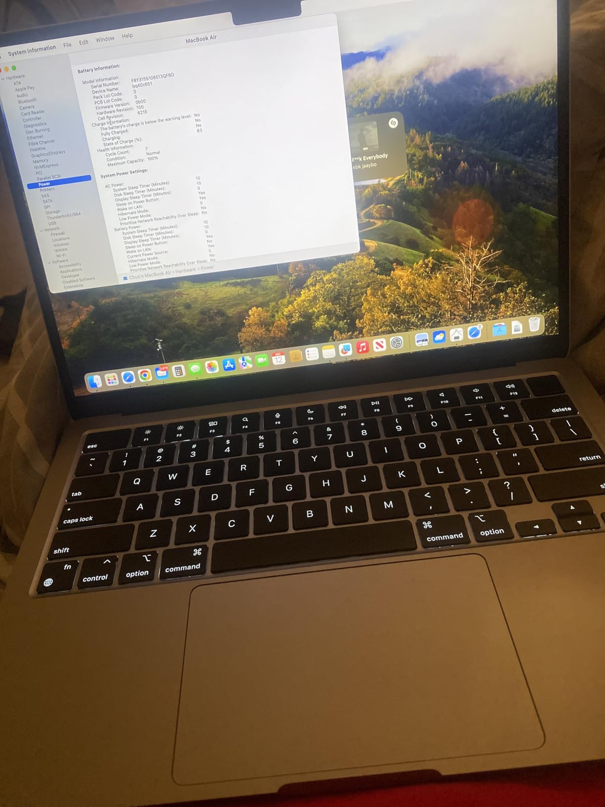 Apple 2022 MacBook Air with Apple M2 Chip, 13-inch, 8GB RAM, 256GB SSD Storage - Space Gray (Renewed) customer photo 2