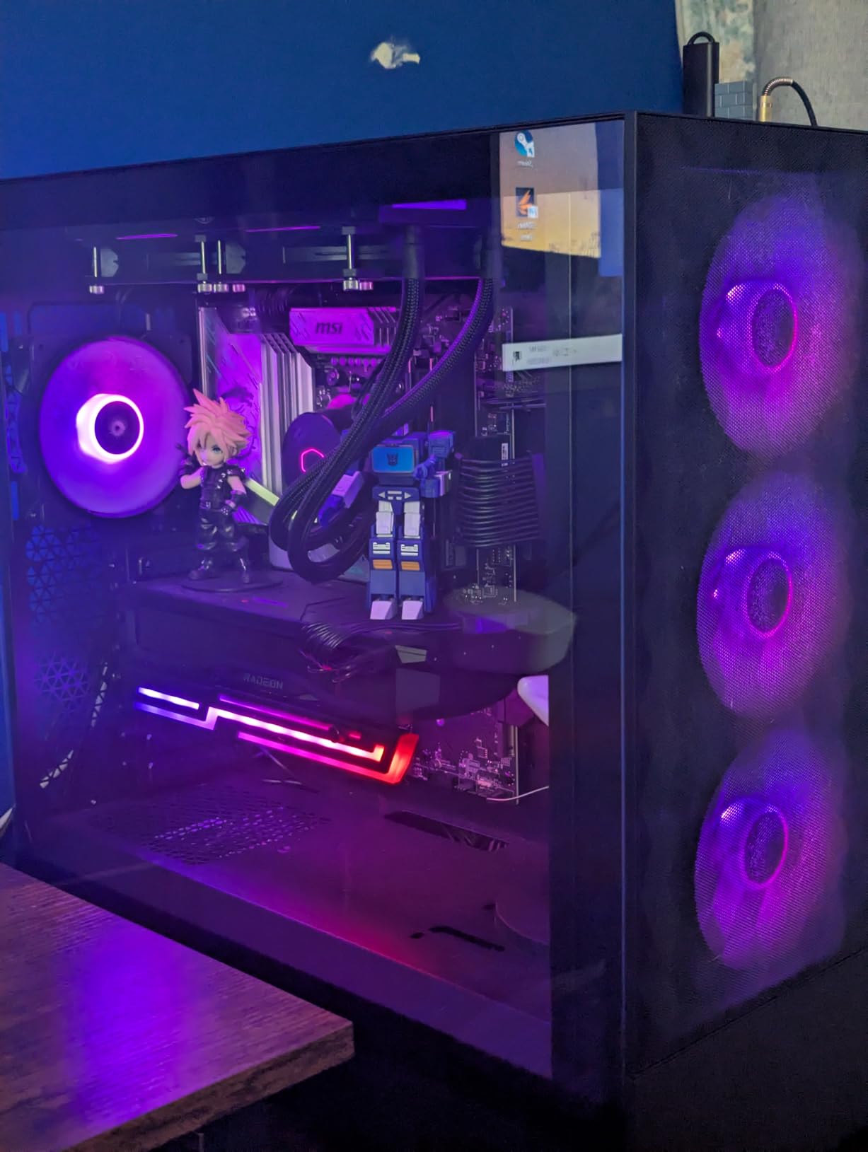 XFX Radeon RX 7900XT Gaming Graphics Card with 20GB GDDR6, AMD RDNA 3 RX-79TMBABF9 customer photo 1