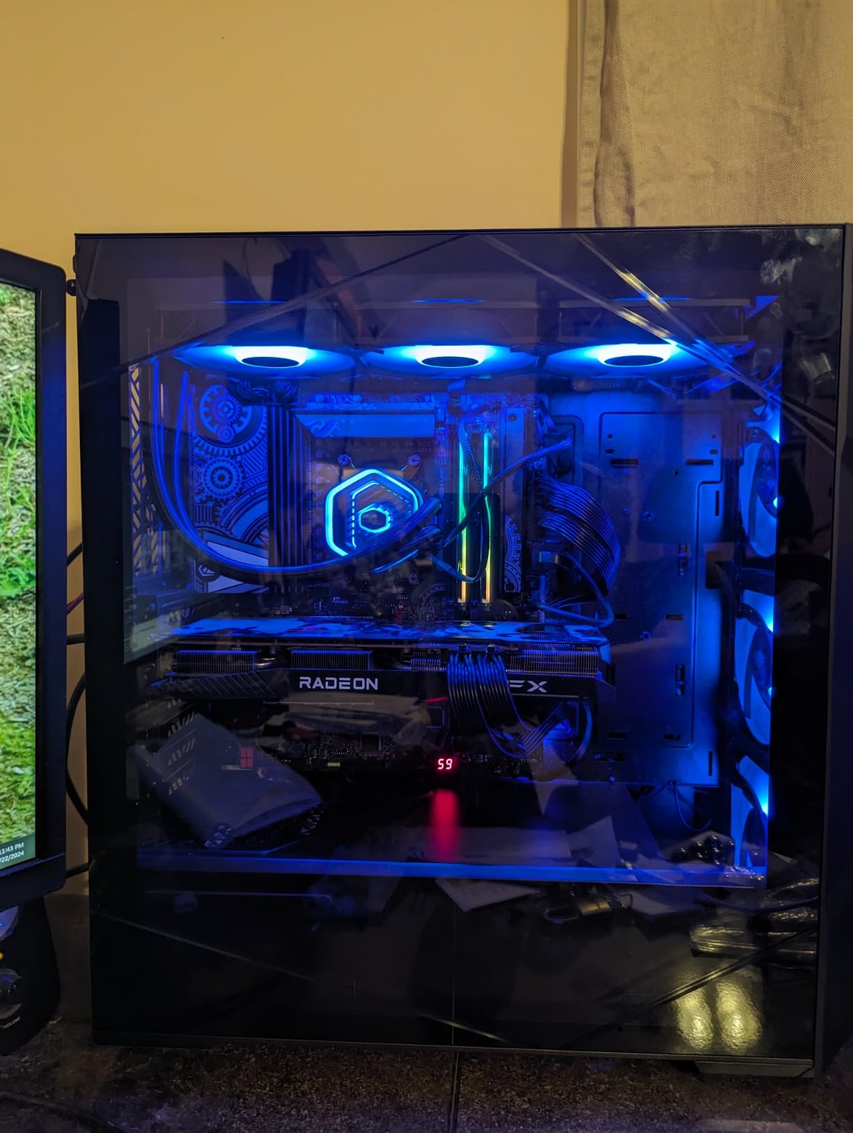 Cooler Master TD500 Mesh V2 Airflow ATX Mid-Tower Case, Polygonal Mesh, Crystalline Tempered Glass, 3X Customizable 120mm PWM ARGB Fans, USB Gen 2 Type C customer photo 1