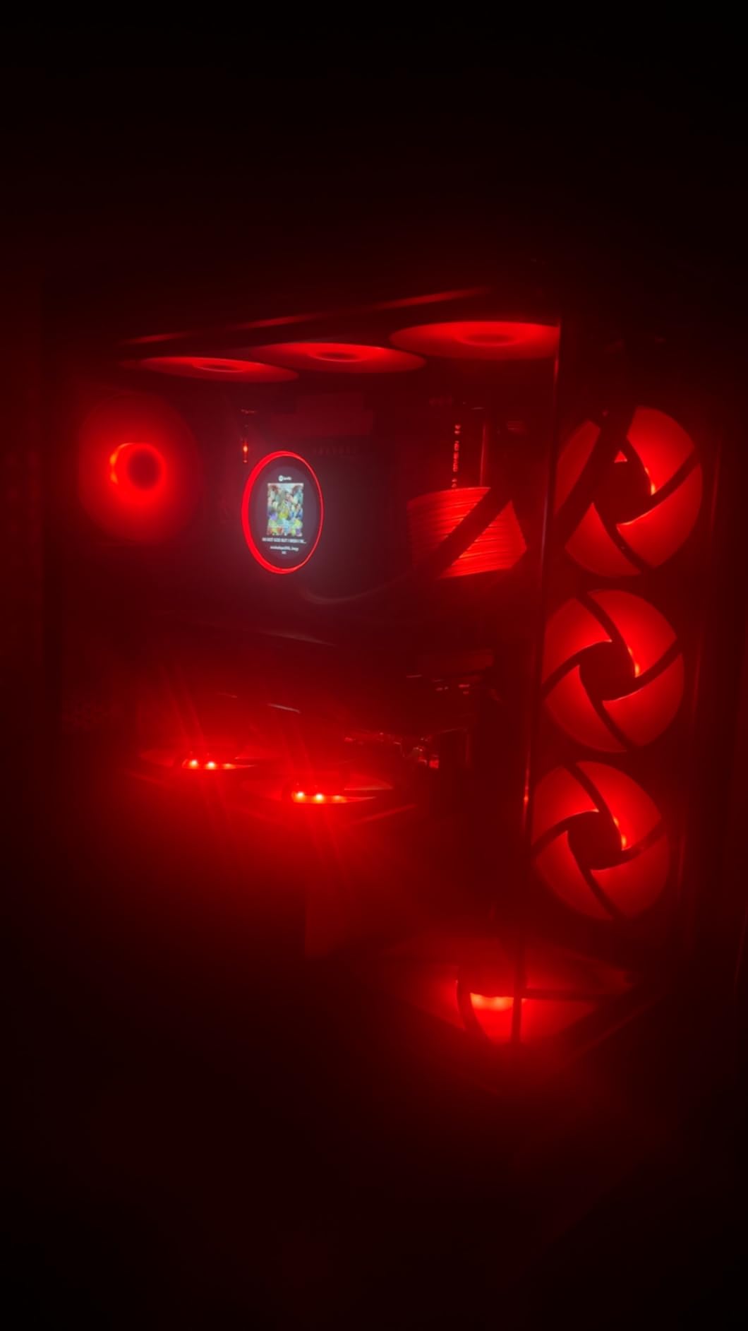 NZXT F120 RGB Core - 120mm Hub-Mounted RGB PC Case Fan - Black, 8 Addressable LEDs, CAM-Synced Lighting customer photo 2