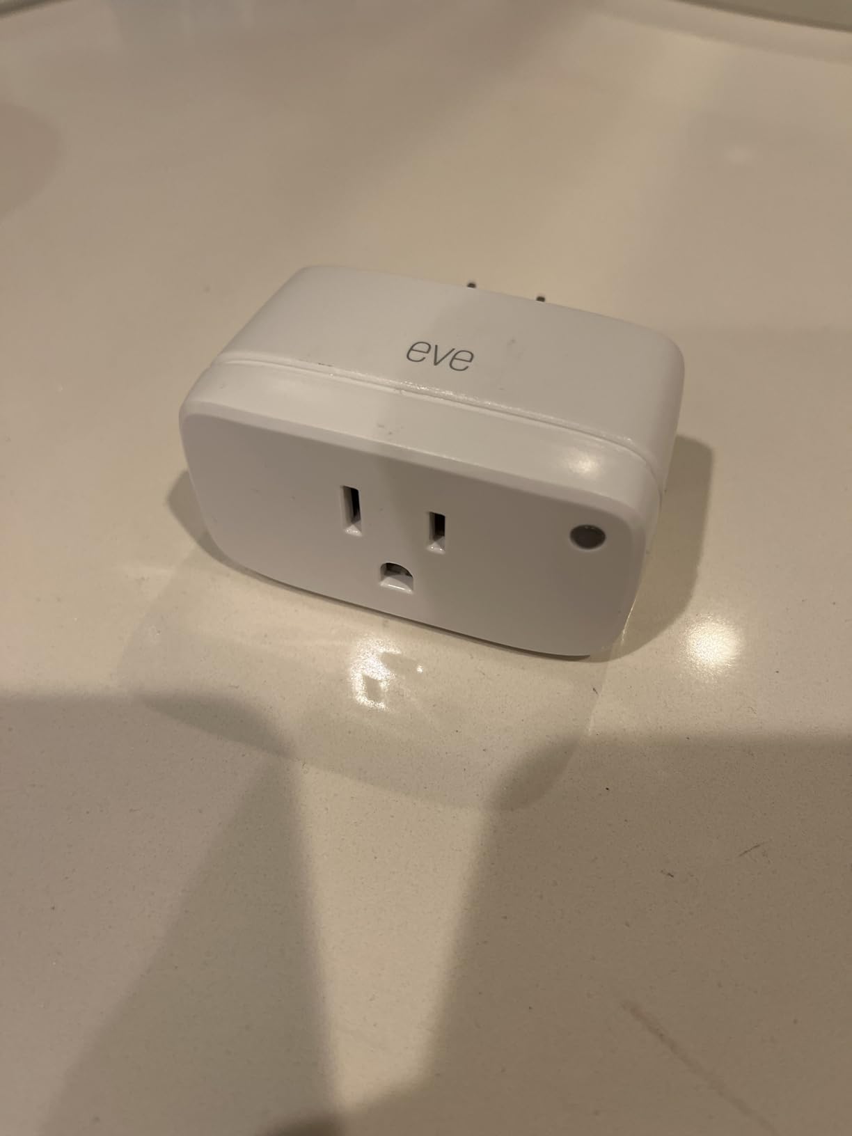 Eve Energy (Matter) - Smart Plug, App and Voice Control, 100% Privacy, Matter Over Thread, Works with Apple Home, Alexa, Google Home, SmartThings customer photo 2
