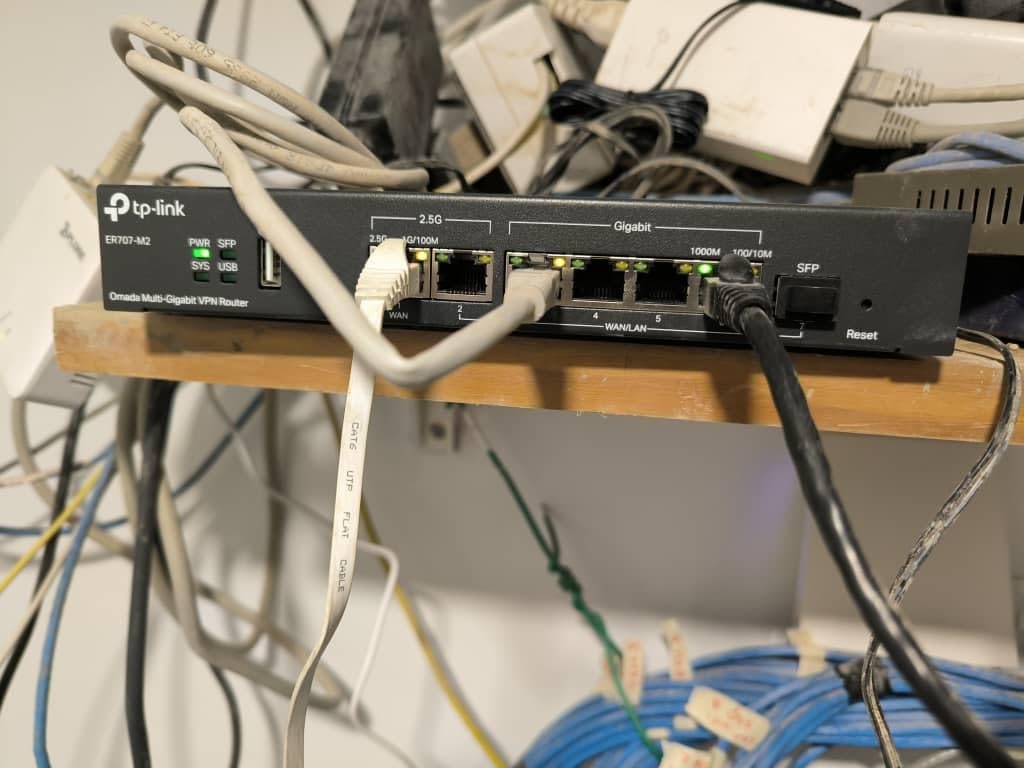 Omada ER707-M2, Multi-Gigabit VPN Route | Dual 2.5Gig WAN Ports, High Network Capacity, SPI Firewall, Omada SDN Integrated, Load Balance, Lightning Protection customer photo 1