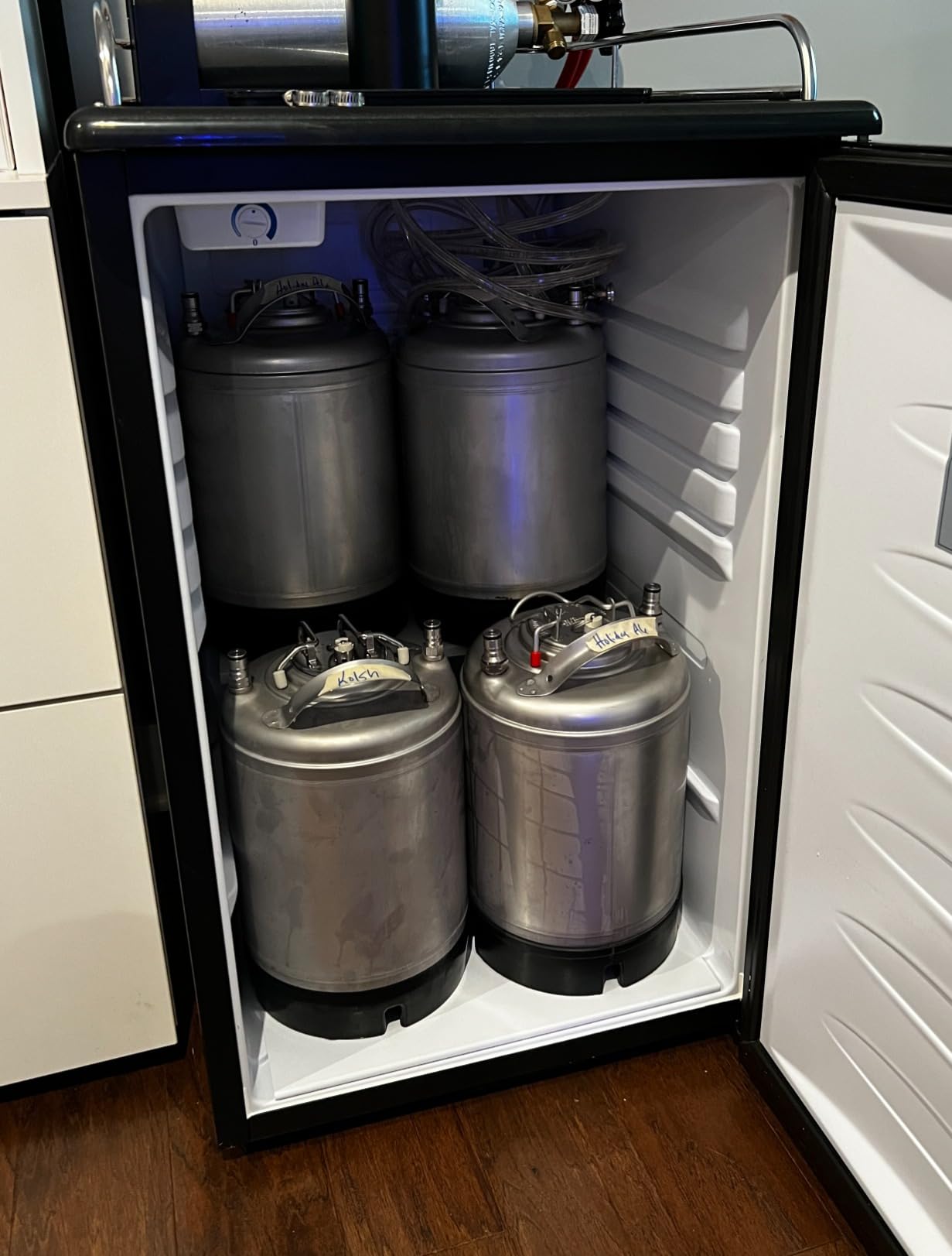 VEVOR Beer Kegerator, Dual Tap Commercial Draft Beer Dispenser for D system, Full Size Keg Refrigerator with 5lbs CO2 Tank, Hold 2 Sixth / 2 Ball lock keg, Black customer photo 2