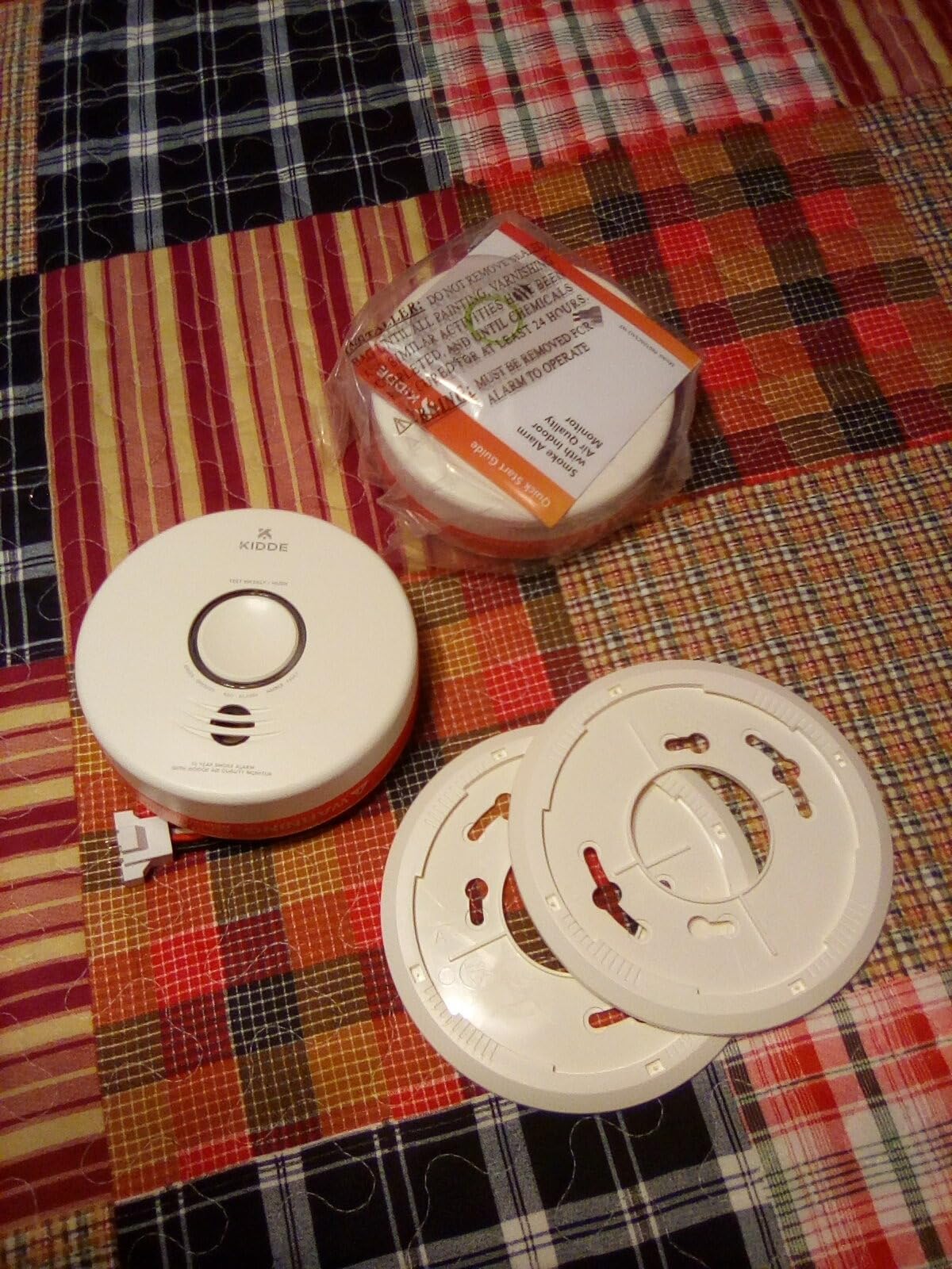 Kidde Smart Smoke Detector & Indoor Air Quality Monitor, WiFi, Alexa Compatible Device, Hardwired w/Battery Backup, Voice & App Alerts, 2 Pack customer photo 1