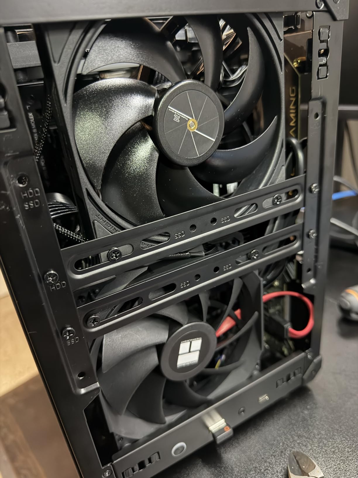 JONSBO C6 Black Mini MATX Mesh PC Case, Simple Compact Desktop Micro ATX Chassis, Upper Cover/Side Panel Tool-Free Open pc case, ATX Power Bite (L185mm Max.), Support 75mm CPU Cooler, GPU200-255mm customer photo 1