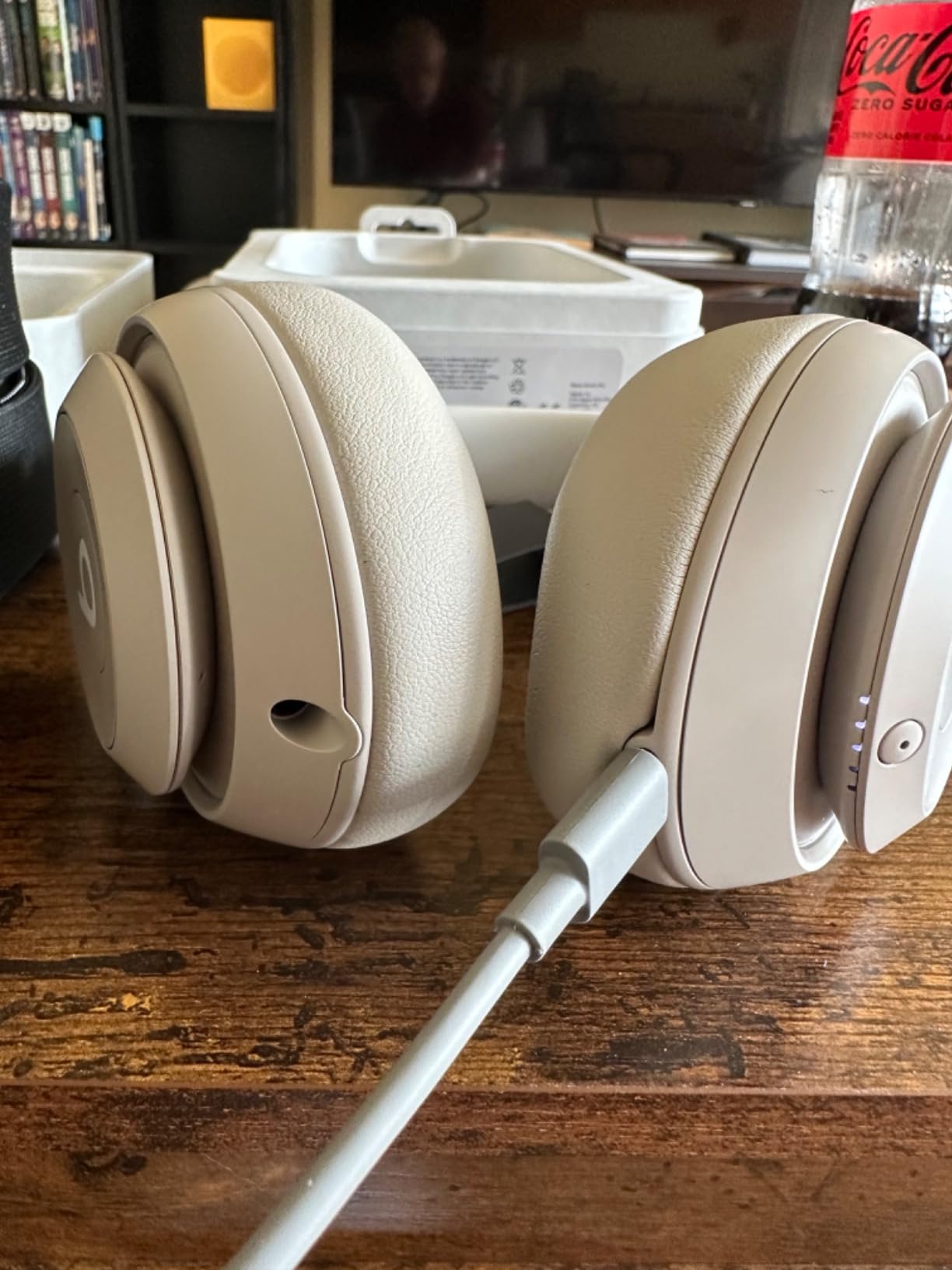 Beats Studio Pro Premium Wireless Over-Ear Headphones- Up to 40-Hour Battery Life, Active Noise Cancelling, Great for Travel & Commuting, USB-C Lossless Audio, Apple & Android Compatible - Deep Brown customer photo 2