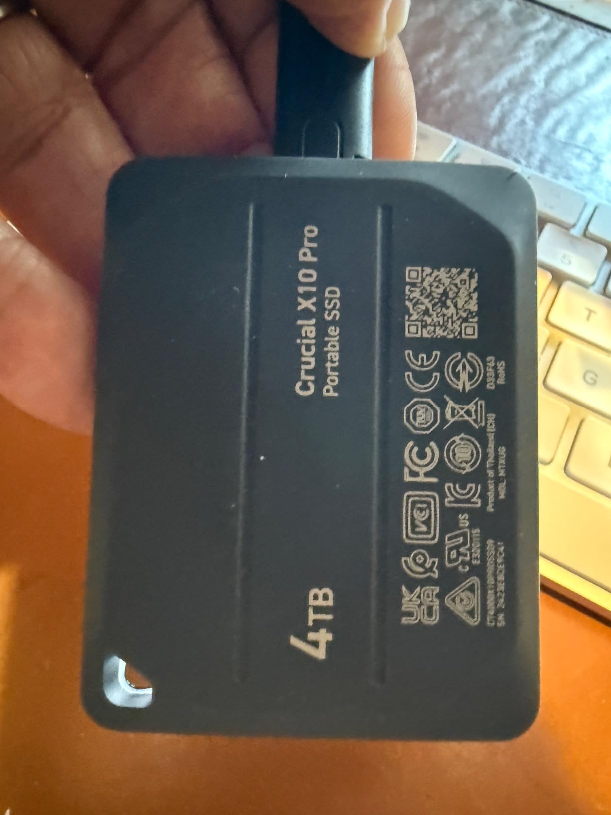 Crucial X10 Pro 1TB Portable SSD, Up to 2100MB/s Read, 2000MB/s Write, 3.2 USB-C, External Solid State Drive customer photo 1