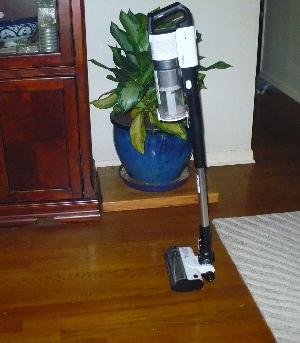 Levoit Cordless Vacuum Cleaner, Anti-Tangle for Pet Hair, Up to 50 Minutes | Powerful Suction, Lightweight, Rechargeable, Versatile for Carpets & Hard Floors, 180 Lay-Flat Design, LVAC-200 customer photo 2