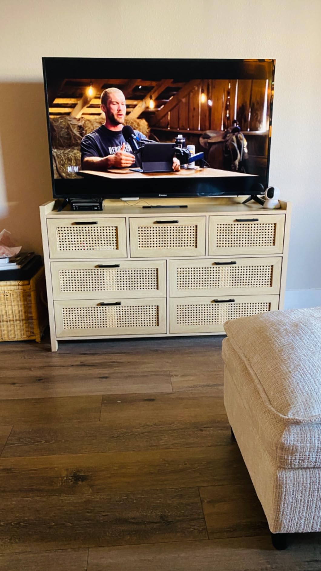 Westinghouse Roku TV - 50 Inch Smart TV, 4K UHD Television with Wi-Fi Connectivity and Mobile App, Flat Screen, Bluetooth, Compatible with Apple AirPlay, Alexa & Google Assistant (2026 Model) customer photo 2