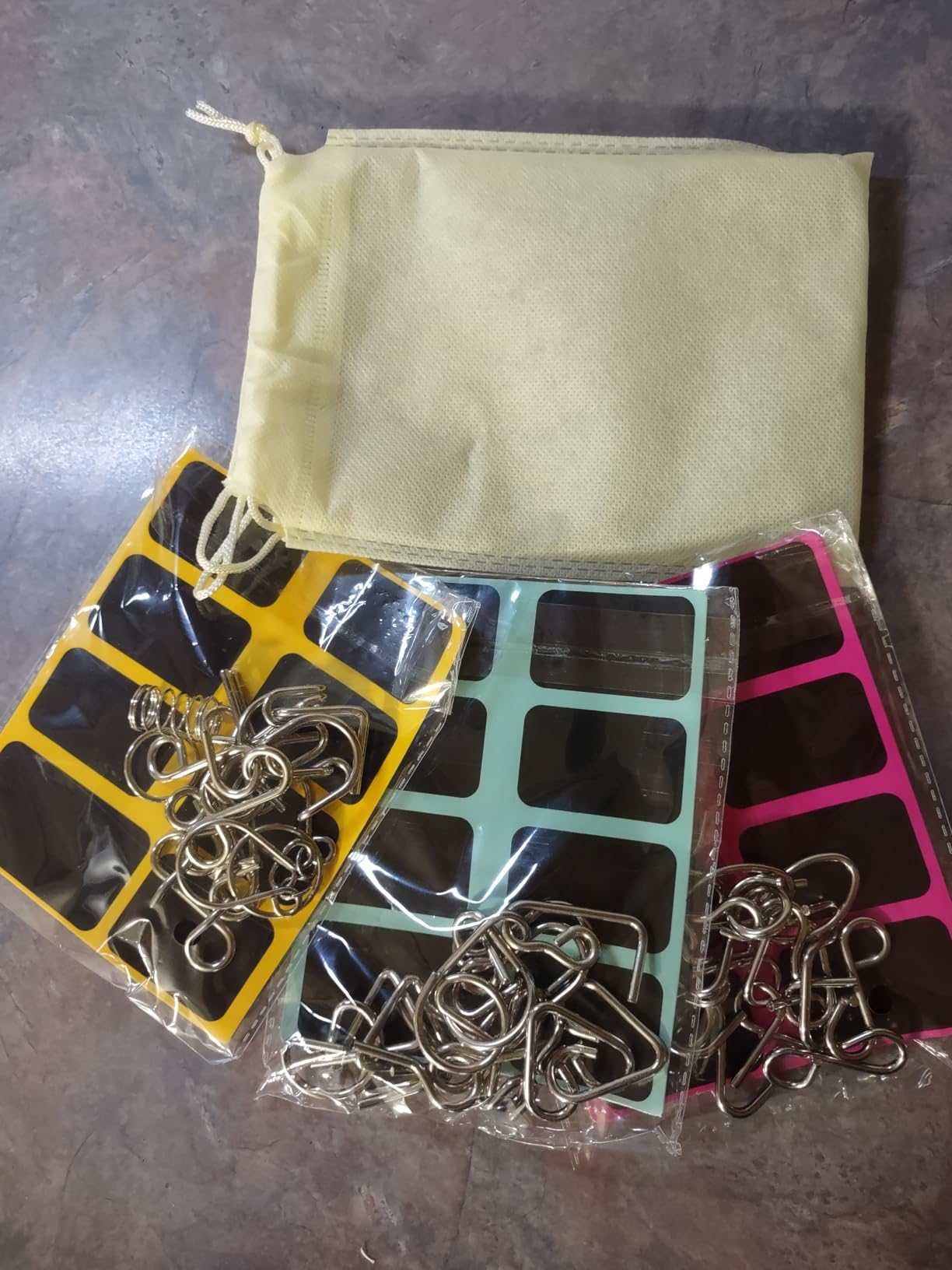 Metal Wire Puzzle Set of 24 with Pouch - Brain Teaser IQ Test Disentanglement Iron Link Unlock Interlock Game customer photo 1