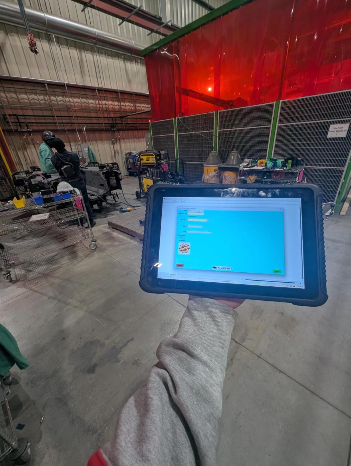 MUNBYN Rugged Tablet IRT08, 10.1 inch Windows Tablet, Windows 11 Pro, 8GB+128GB, Intel N5100, Sunlight Readable, 4G LTE GPS Heavy Duty Industrial Outdoor Work PC, BT5.1 Wi-Fi, 2Y Protection customer photo 2