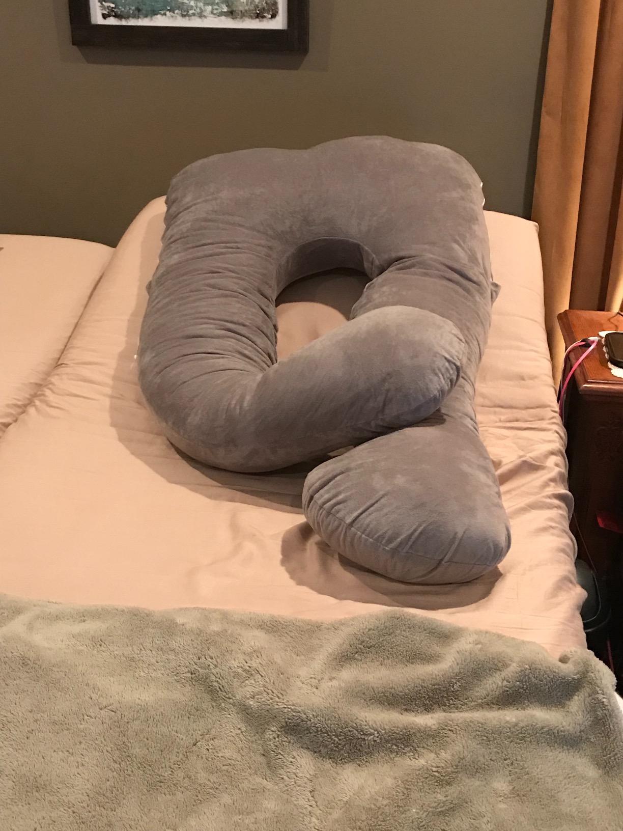 Meiz Pregnancy Pillow, U Shaped Pregnancy Pillows for Sleeping Cooling, 55 Inch Maternity Pillow for Pregnant Women, Body Pillows for Adults, Rayon Cover from Bamboo, Sage Green customer photo 1