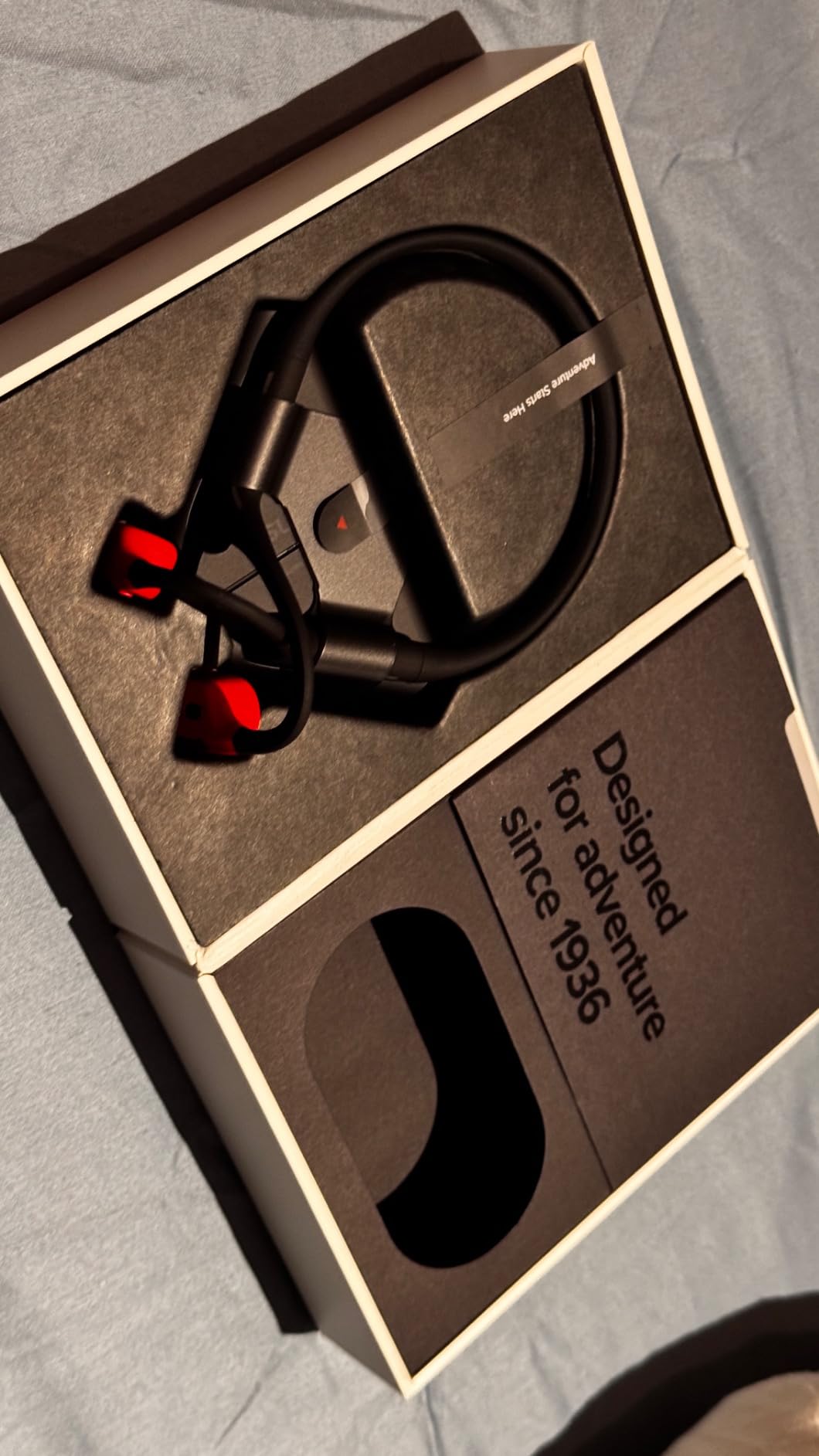 SUUNTO WING - Open ear, bone conduction headphones. Made for sports, waterproof, safety lights, bluetooth | Safety Lights, Head Movement Control, IP67 Sweat&Waterproof, Up to 10H Battery+20H w/ Powerbank, Anti-wind Noise up to 30km/h customer photo 1