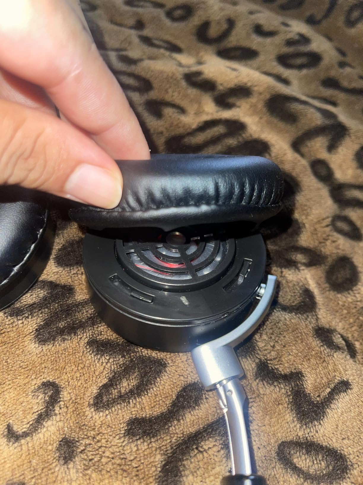 Puro Sound Labs-Kids Headphones, Volume-Limiting 85dB, JuniorJam Plus, Teal | Universal Hybrid Active Noise Cancelling Headphone, Volume Limiting, Hi-Res Audio, 32h Playtime, PC Wireless Headset with Mic customer photo 1