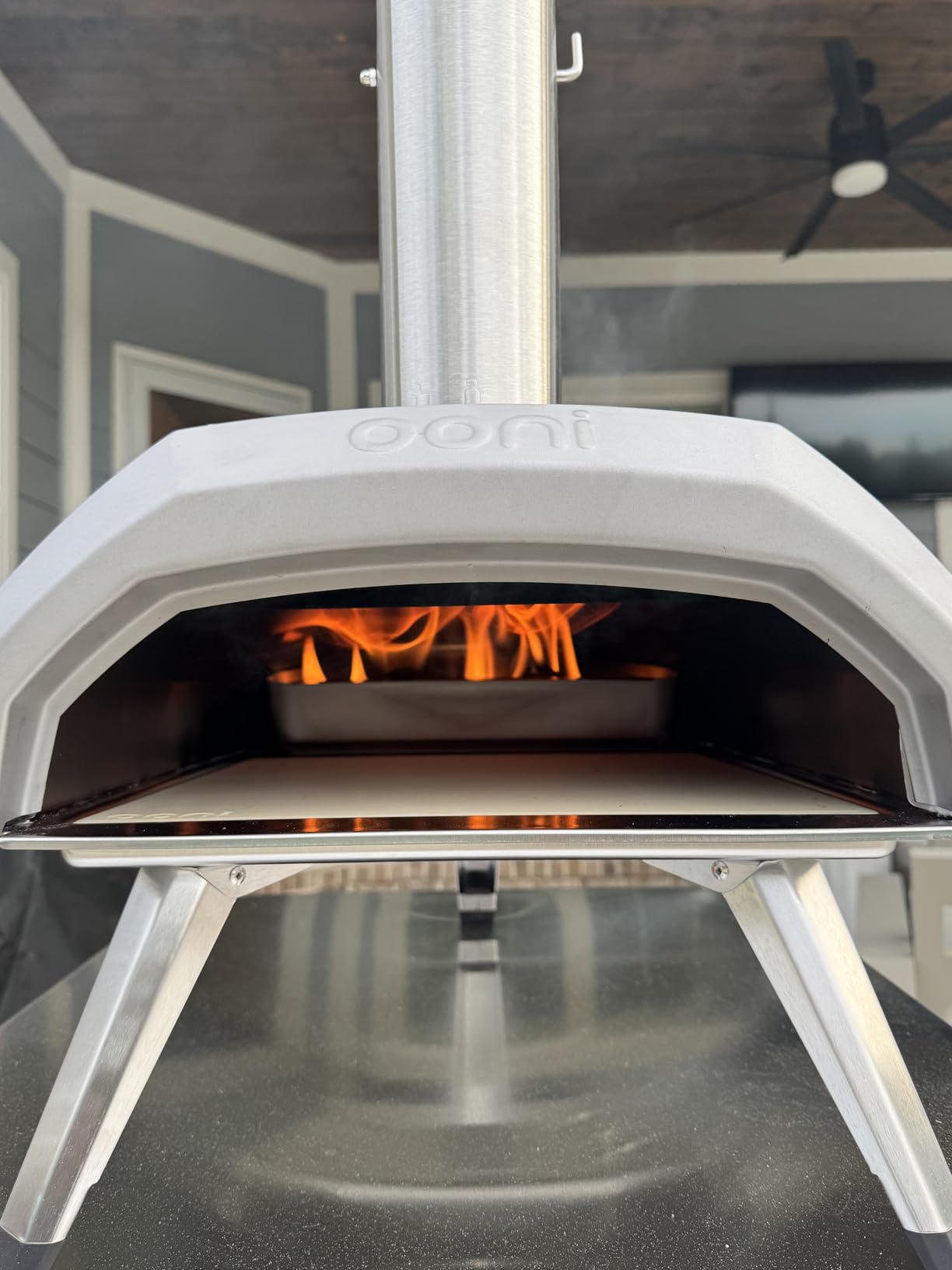 Ooni Karu 12 Multi-fuel Outdoor Portable Pizza Oven - Reaches 950°F and Cooks 12 Inch Pizzas in 60 Seconds. Versatile Wood or Propane Gas Fired Grill with Pizza Stone customer photo 1