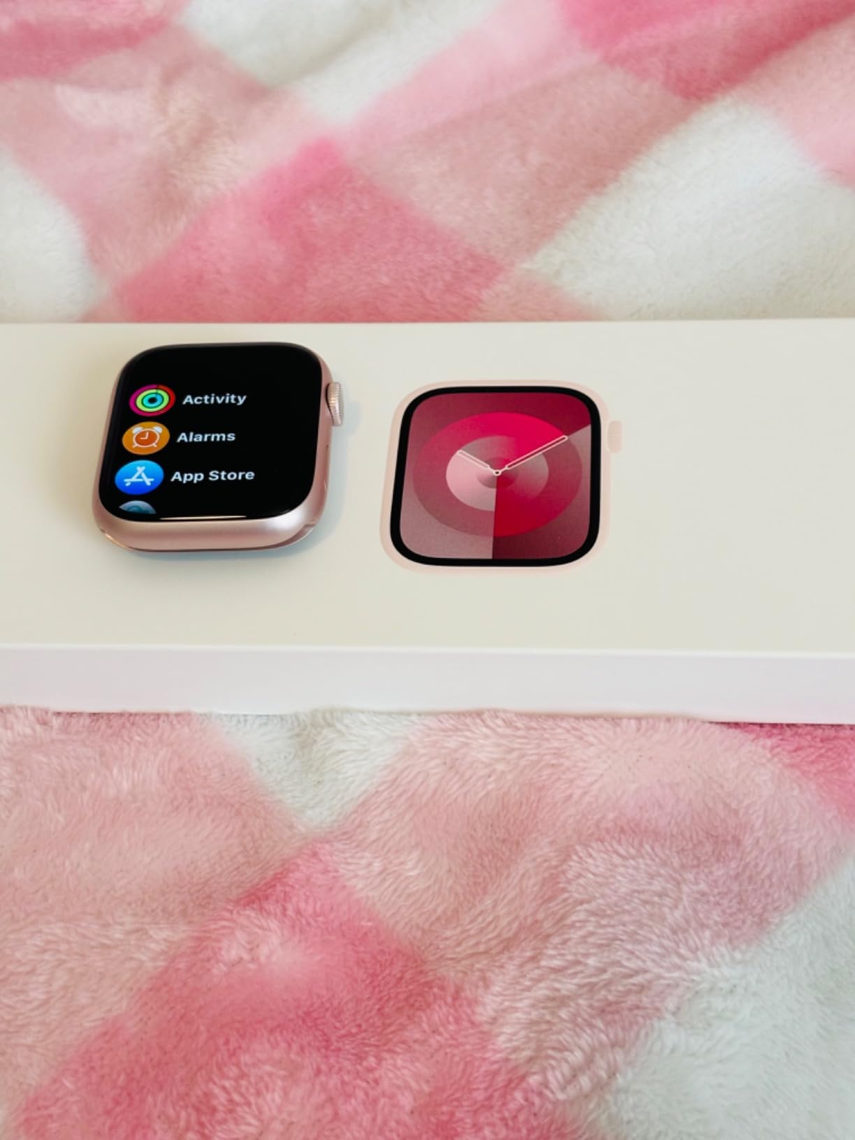Apple Watch Series 9 [GPS 45mm] Smartwatch with Pink Aluminum Case with Pink Sport Loop. Fitness Tracker, Blood Oxygen & ECG Apps, Always-On Retina Display, Carbon Neutral customer photo 1