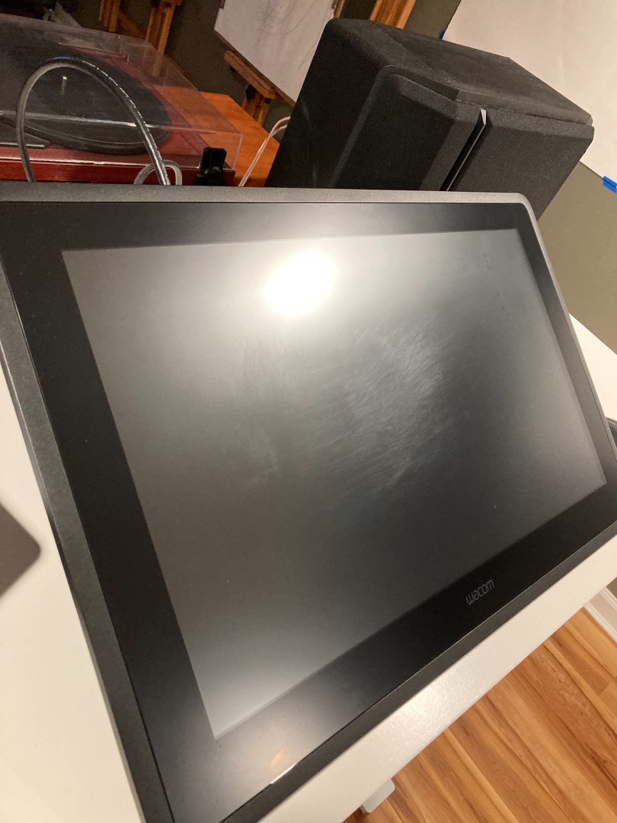 Wacom Cintiq 16, Drawing Tablet with QHD Screen & Pro Pen 3 | Advanced pen experience with precise control for serious artists creating illustrations, comics, animations and digital art customer photo 1