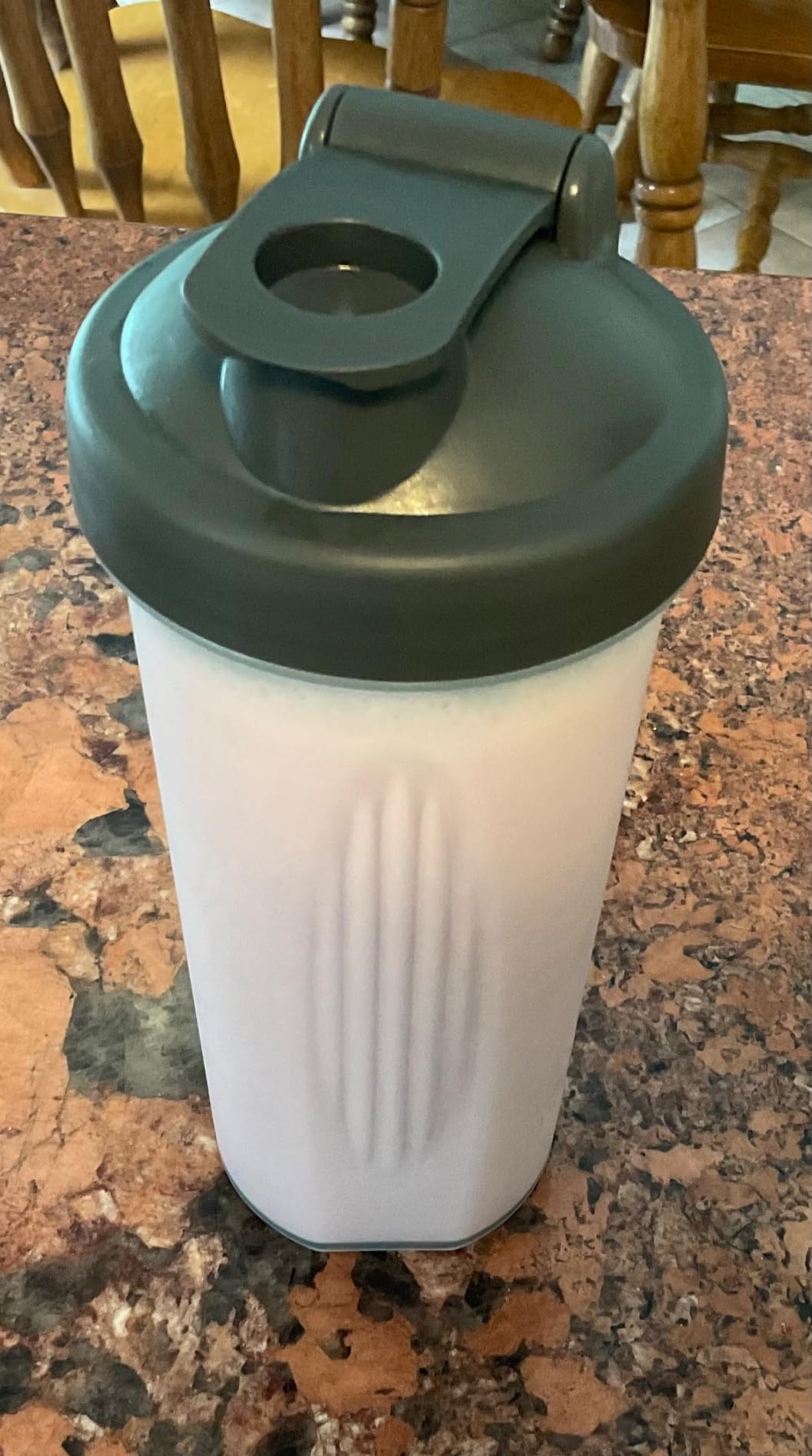 Mr. Pen- Protein Shaker Bottles, 2 Pack, 28 oz | Shaker Bottles with Leak-Proof Flip-Top Lid, Wire Whisk Ball for Smooth Mixing, Ideal for Protein Shakes, Smoothies customer photo 1