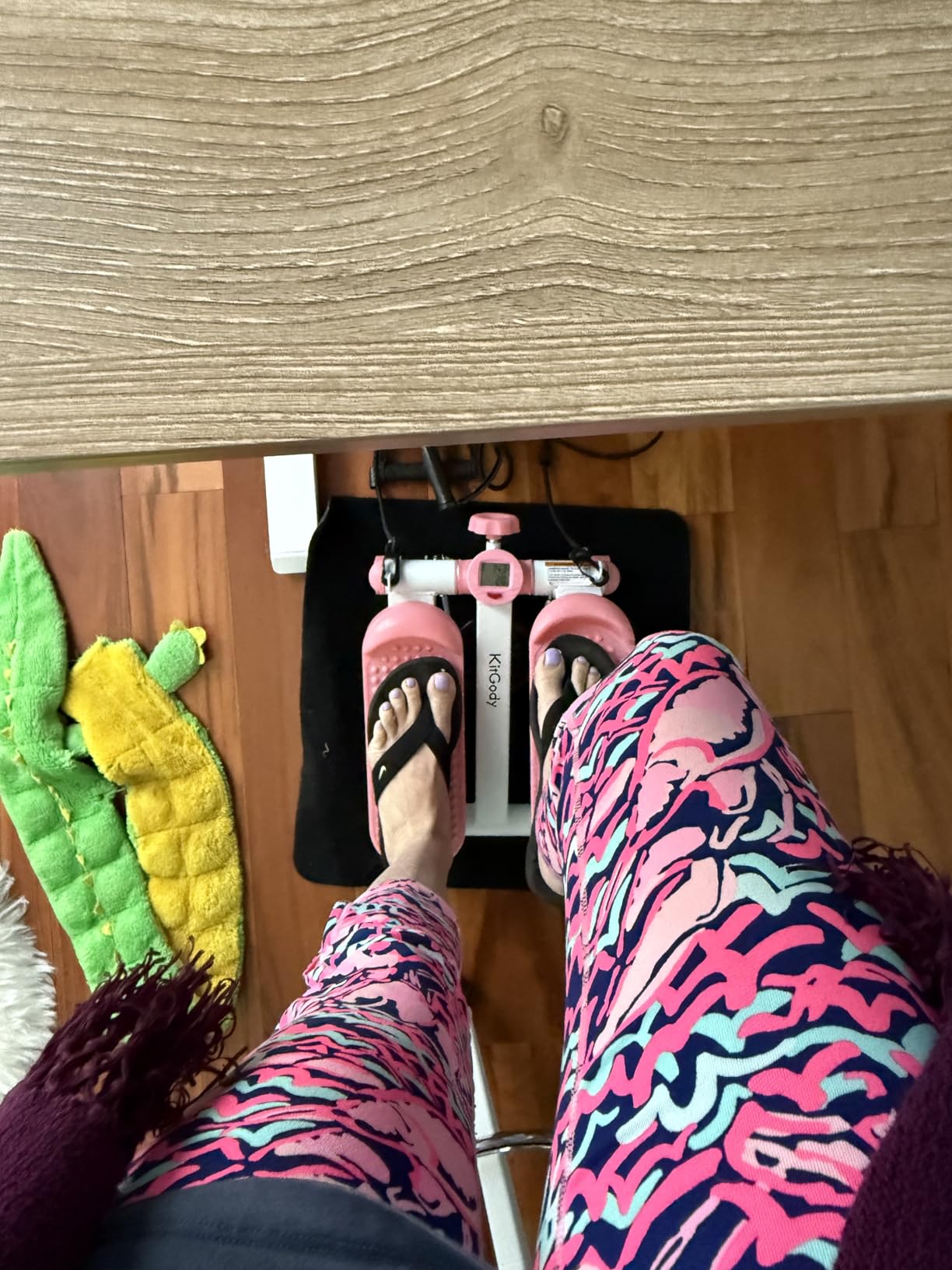 Steppers for Exercise at Home, KitGody Mini Stepper with Resistance Bands, Portable Stair Stepper for Home 330LBS Capacity, Adjustable Height Fitness Stepper Machine customer photo 1