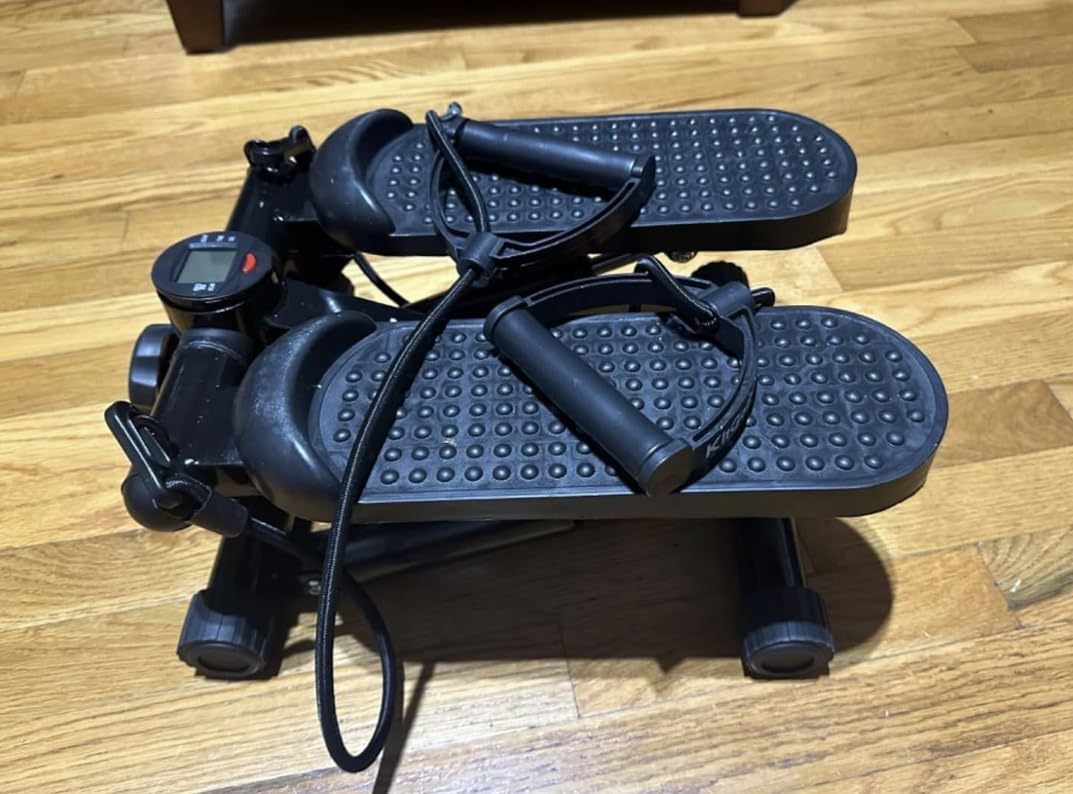 Steppers for Exercise at Home, KitGody Mini Stepper with Resistance Bands, Portable Stair Stepper for Home 330LBS Capacity, Adjustable Height Fitness Stepper Machine customer photo 2