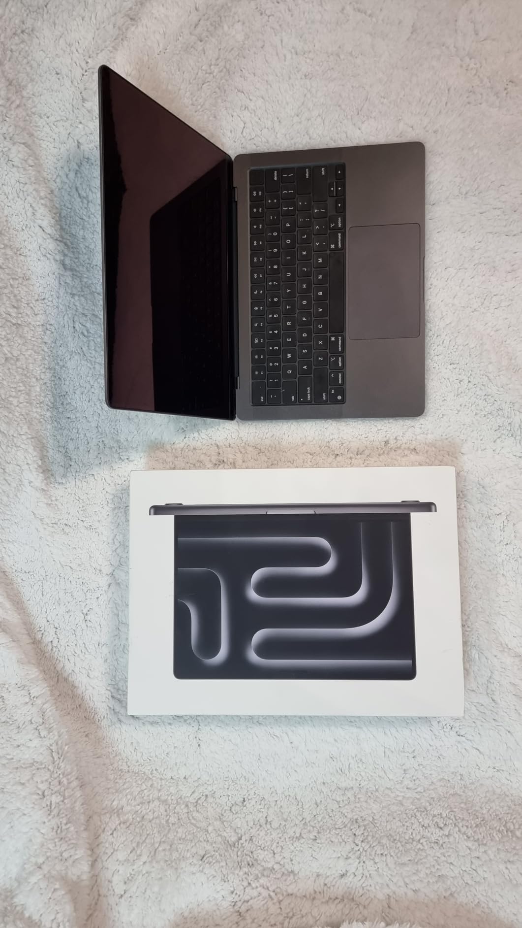Apple 2023 MacBook Pro Laptop M3 Pro chip with 11-core CPU, 14-core GPU: Built for Apple Intelligence, 14.2-inch Liquid Retina XDR Display, 18GB Unified Memory, 512GB SSD Storage; Space Black customer photo 1