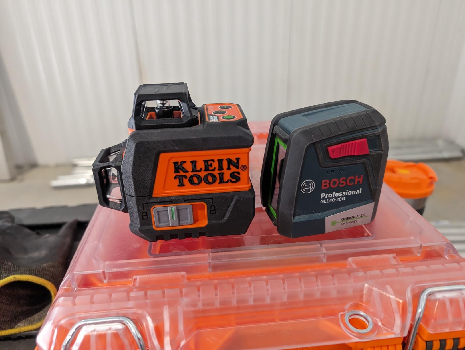 Klein Tools 93CPLG Compact Self-Leveling Laser Level, Bright Green Cross Line 360-Degree Laser Planes, Class 2 ≤ 1mW, Rechargeable, Magnetic Mount customer photo 1