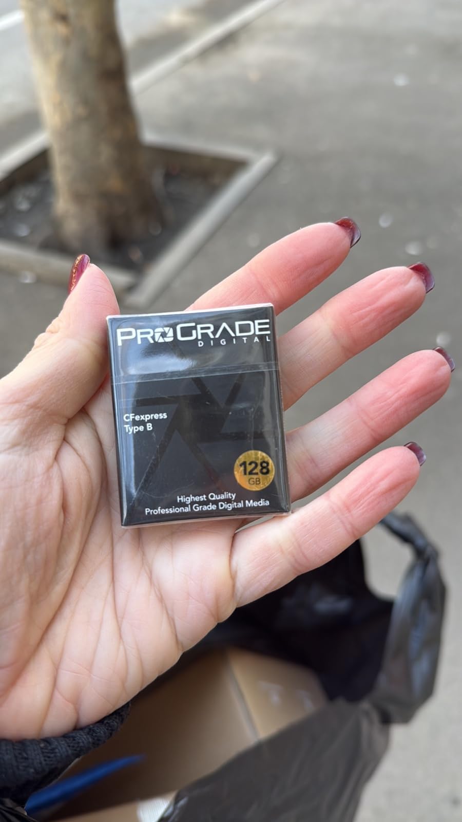 ProGrade Digital 512GB CFexpress 4.0 Type B Memory Card (Gold), 3400MB/s Read, 3000MB/s Write customer photo 1