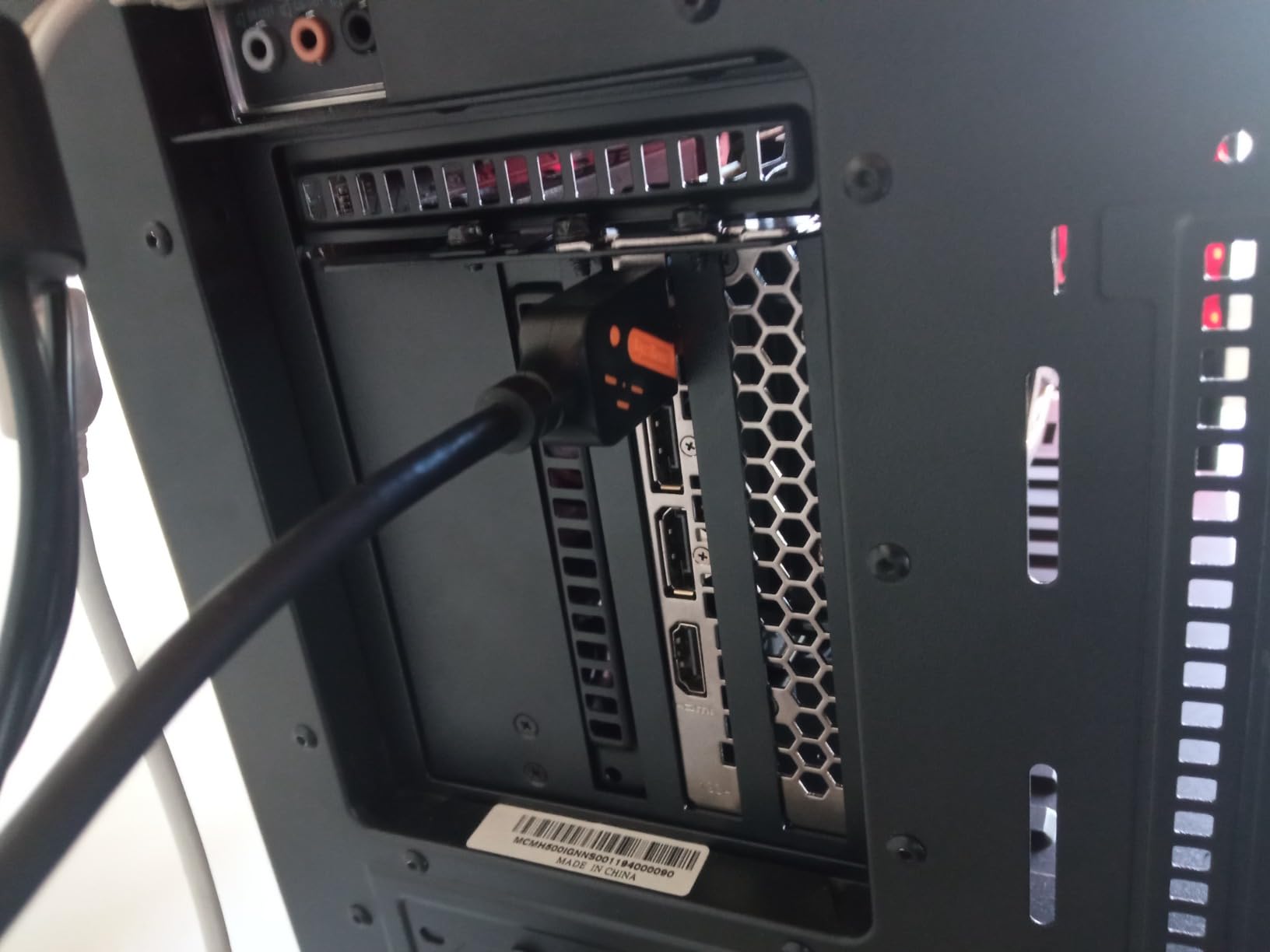 EZDIY-FAB Shield Vertical GPU Mount with High-Speed PCIE 4.0 Riser Cable, Shield Series, 115mm/4.52in Flexible Extension, 90 Degree Connector, Only Compatible to Full-Opened PCIe Slots-Black-YIHPI344 customer photo 2