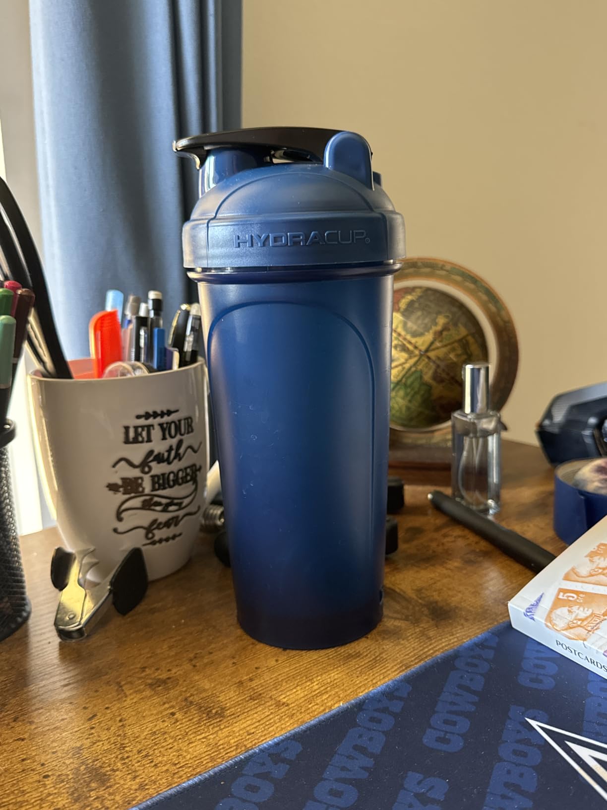 Hydra Cup 6 Pack 28oz Protein Shaker Bottles with Patented Carry Handle | 6x Shakers + 6 Wire Whisks, Leak-proof BPA-free Shaker Cups for Powder Mixing. Top-rack Safe. 6 Gym Colors. Bulk Set customer photo 1