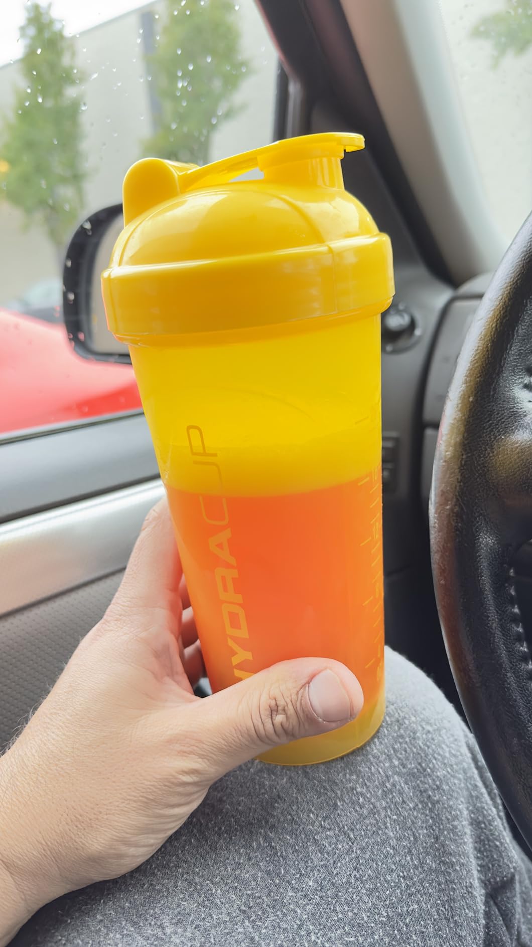 Hydra Cup 6 Pack 28oz Protein Shaker Bottles with Patented Carry Handle | 6x Shakers + 6 Wire Whisks, Leak-proof BPA-free Shaker Cups for Powder Mixing. Top-rack Safe. 6 Gym Colors. Bulk Set customer photo 2