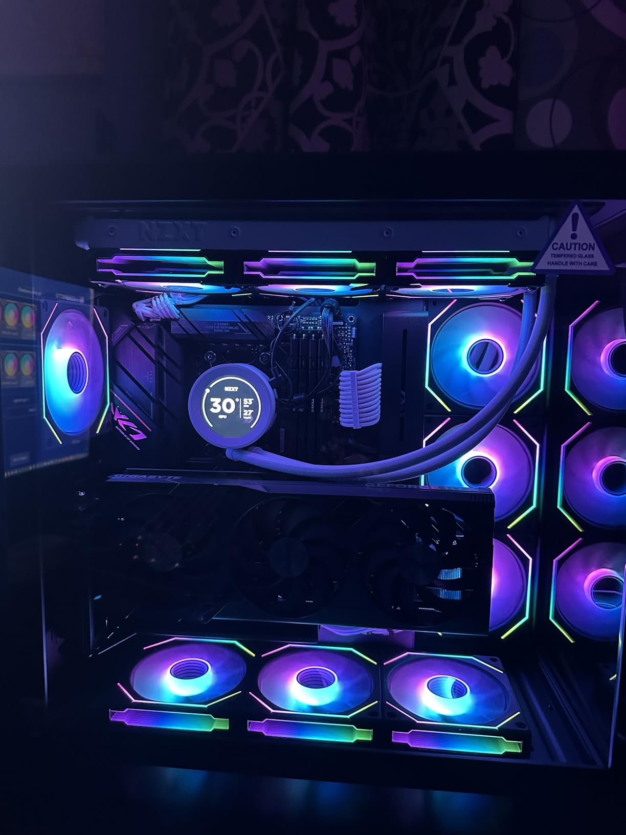 GIGABYTE GeForce RTX 4080 Super WINDFORCE V2 16G Graphics Card, 3X WINDFORCE Fans, 16GB 256-bit GDDR6X, GV-N408SWF3V2-16GD Video Card customer photo 2