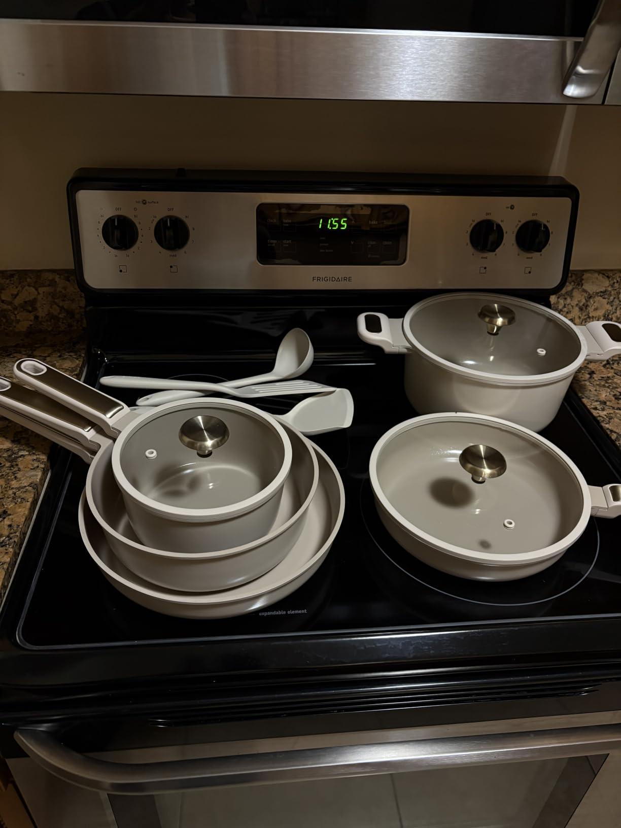 CAROTE Pots and Pans Set, Nonstick Cookware Sets, 14pcs | Induction Cooking, Ultra Durable, Easy to Clean, Even Heating, All-Stovetop Compatible, PFOA-Free Kitchen Set customer photo 1