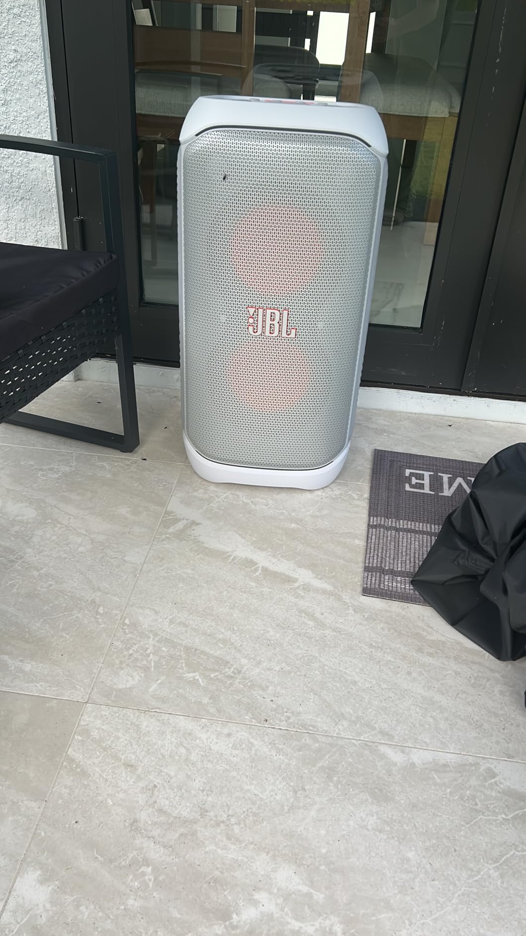 JBL PartyBox Stage 320 - Portable Party Speaker with Telescopic Handle & Wide, Sturdy Wheels, Powerful JBL Pro Sound, Futuristic lightshow, Up to 18 Hours of Play time, Splash Proof (Black) customer photo 1