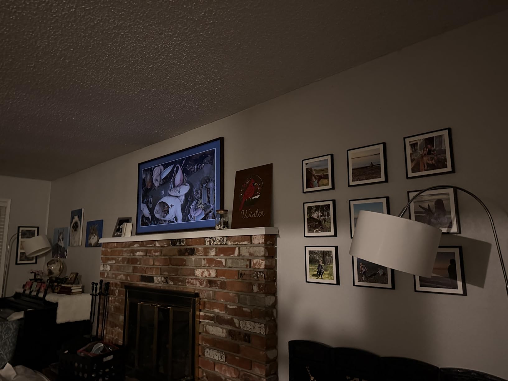 Samsung 50-Inch Class QLED 4K LS03D The Frame Series Quantum HDR Smart TV w/Dolby Atmos, Art Mode, Anti-Reflection, Customizable Frame, Slim Fit Wall Mount with Alexa Built-in (QN50LS03D, 2024 Model) customer photo 2